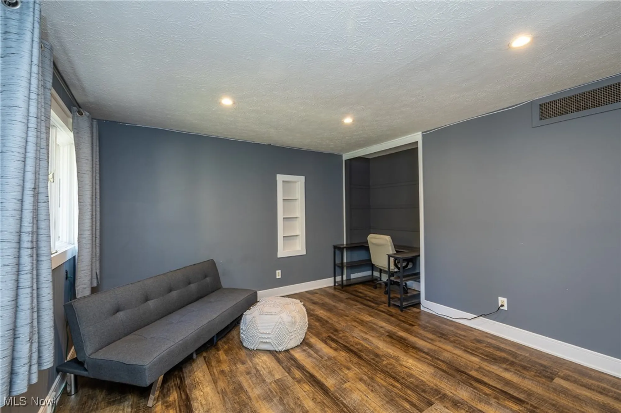 Property Slideshow image 20 of 34 | 10824 watercress rd, Strongsville, OH, 44149