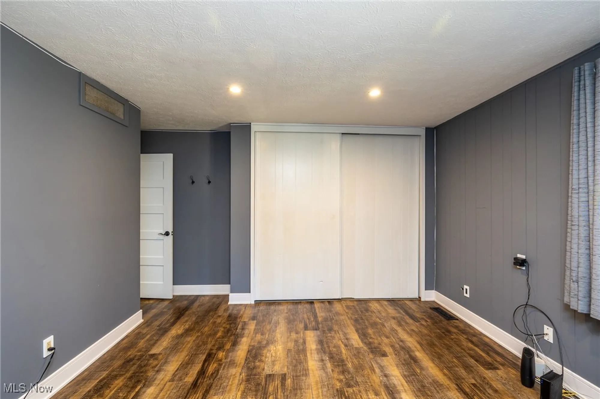 Property Slideshow image 22 of 34 | 10824 watercress rd, Strongsville, OH, 44149