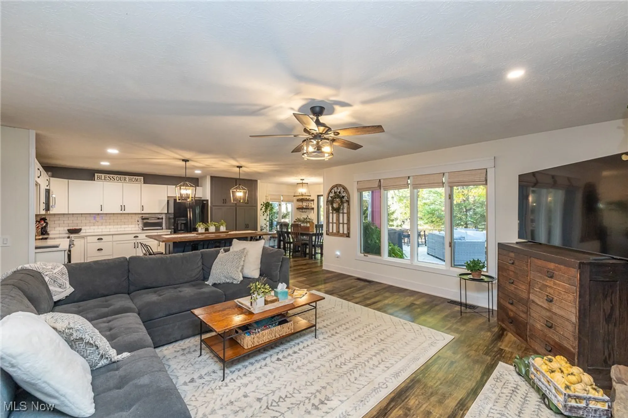 Property Slideshow image 6 of 34 | 10824 watercress rd, Strongsville, OH, 44149