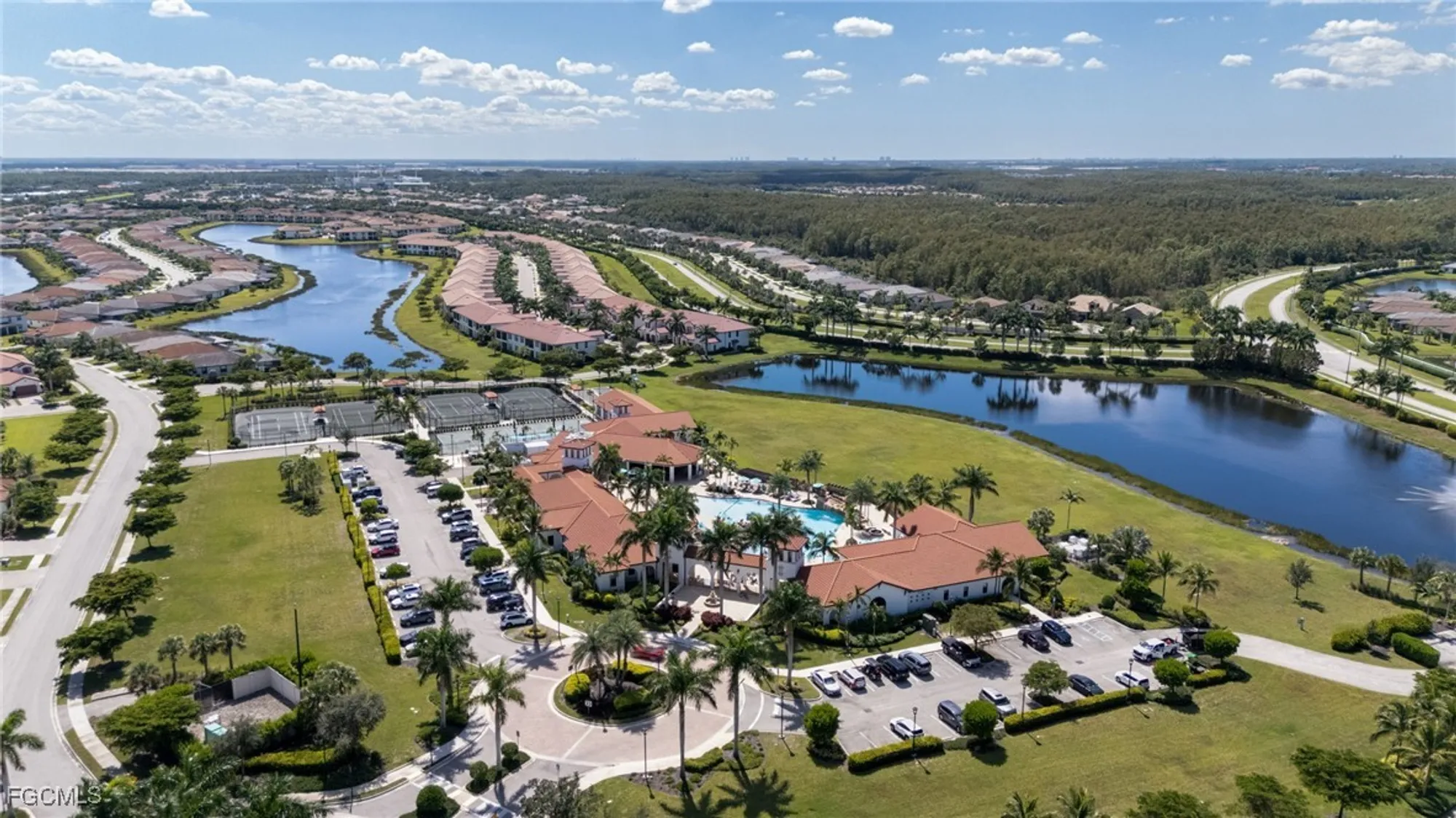 Property Slideshow image 20 of 30 | 11395 shady blossom dr, Fort Myers, FL, 33913