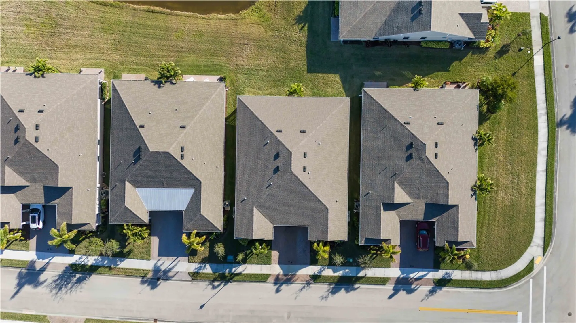 Property Slideshow image 4 of 35 | 6187 red maple mnr, Vero Beach, FL, 32966