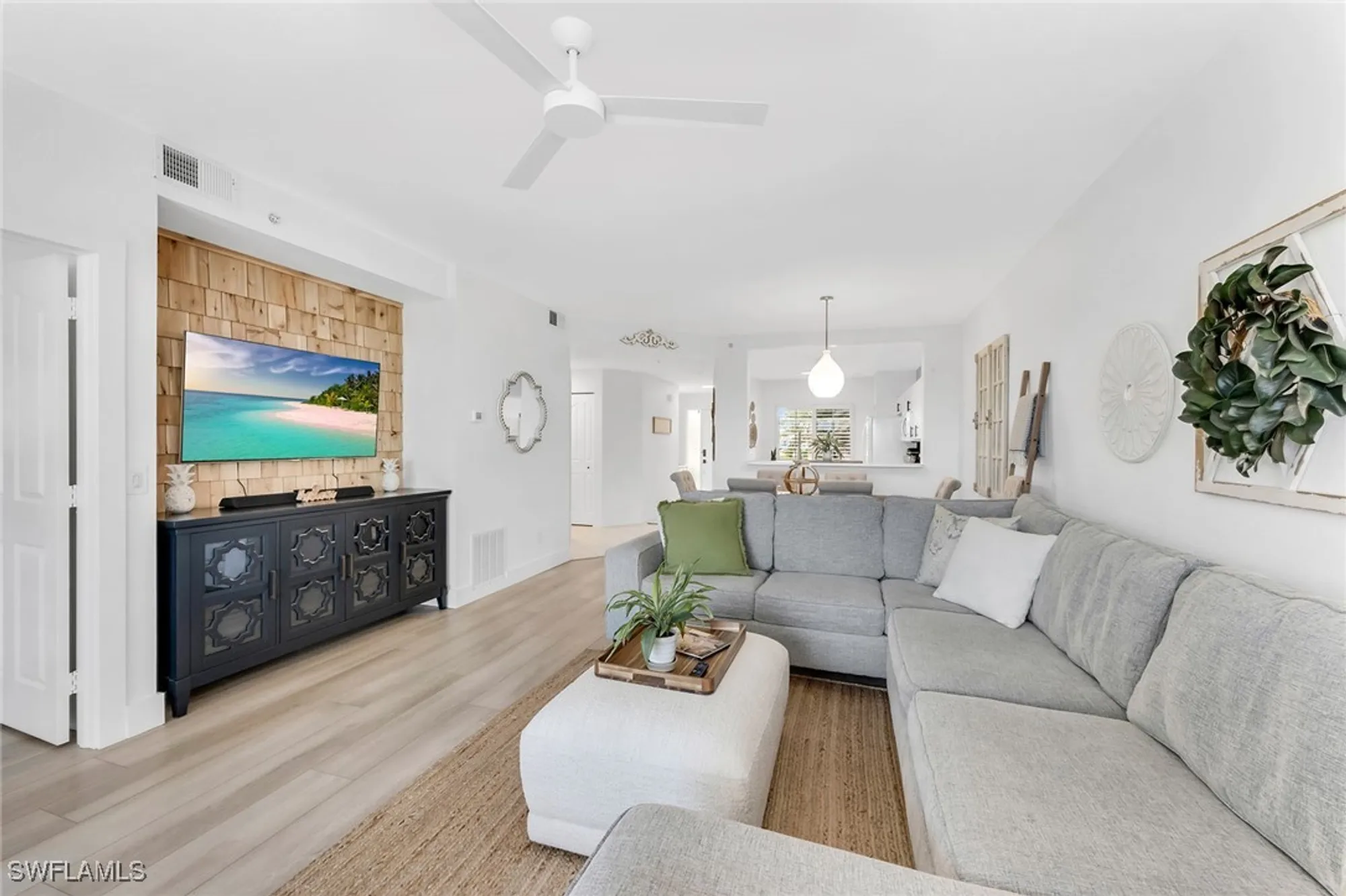 Property Slideshow image 15 of 50 | 9087 michael cir unit 9, Naples, FL, 34113