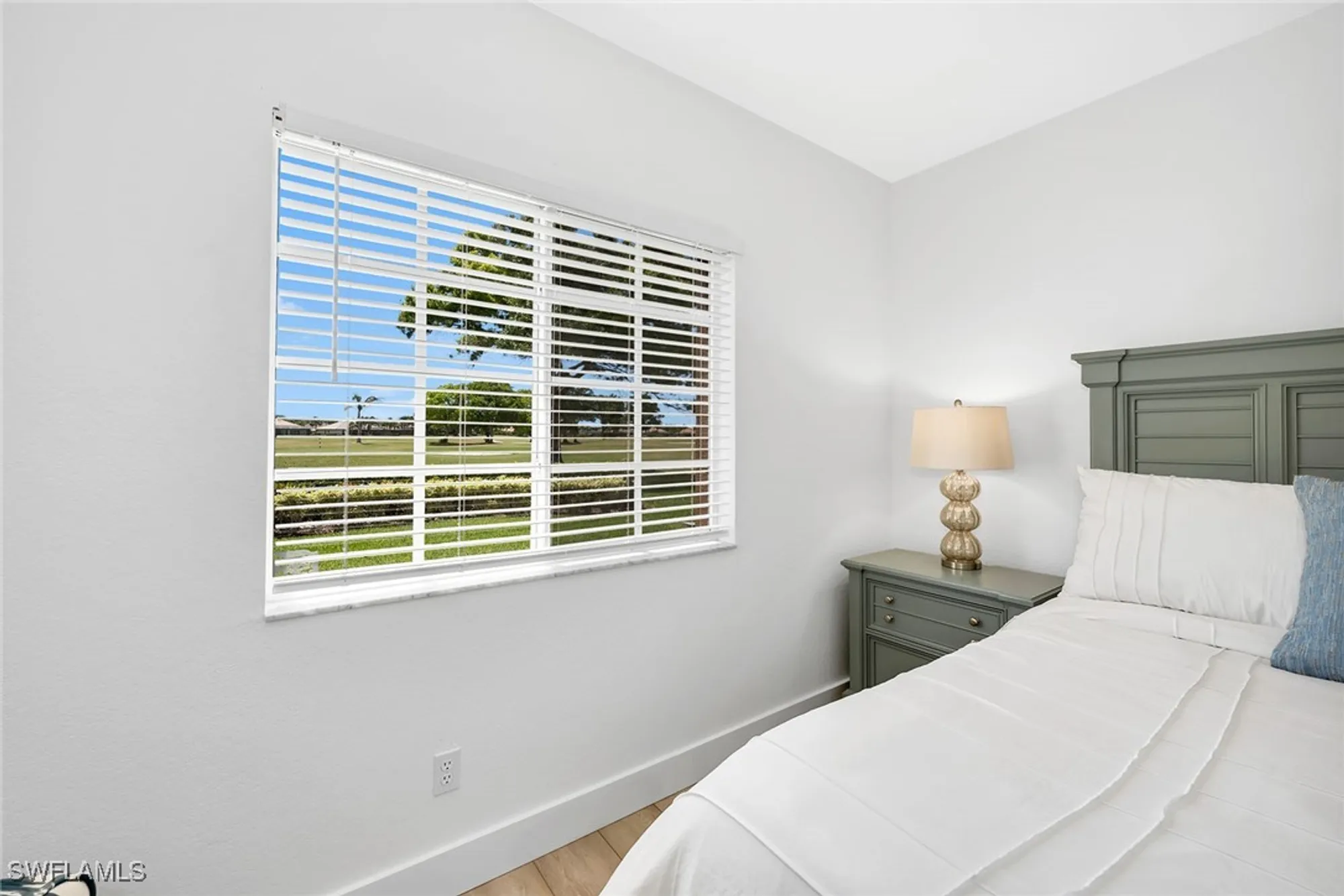Property Slideshow image 26 of 50 | 9087 michael cir unit 9, Naples, FL, 34113