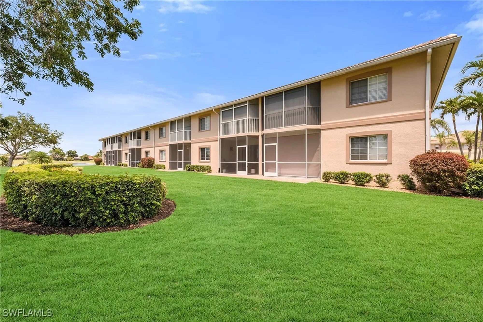 Property Slideshow image 2 of 50 | 9087 michael cir unit 9, Naples, FL, 34113