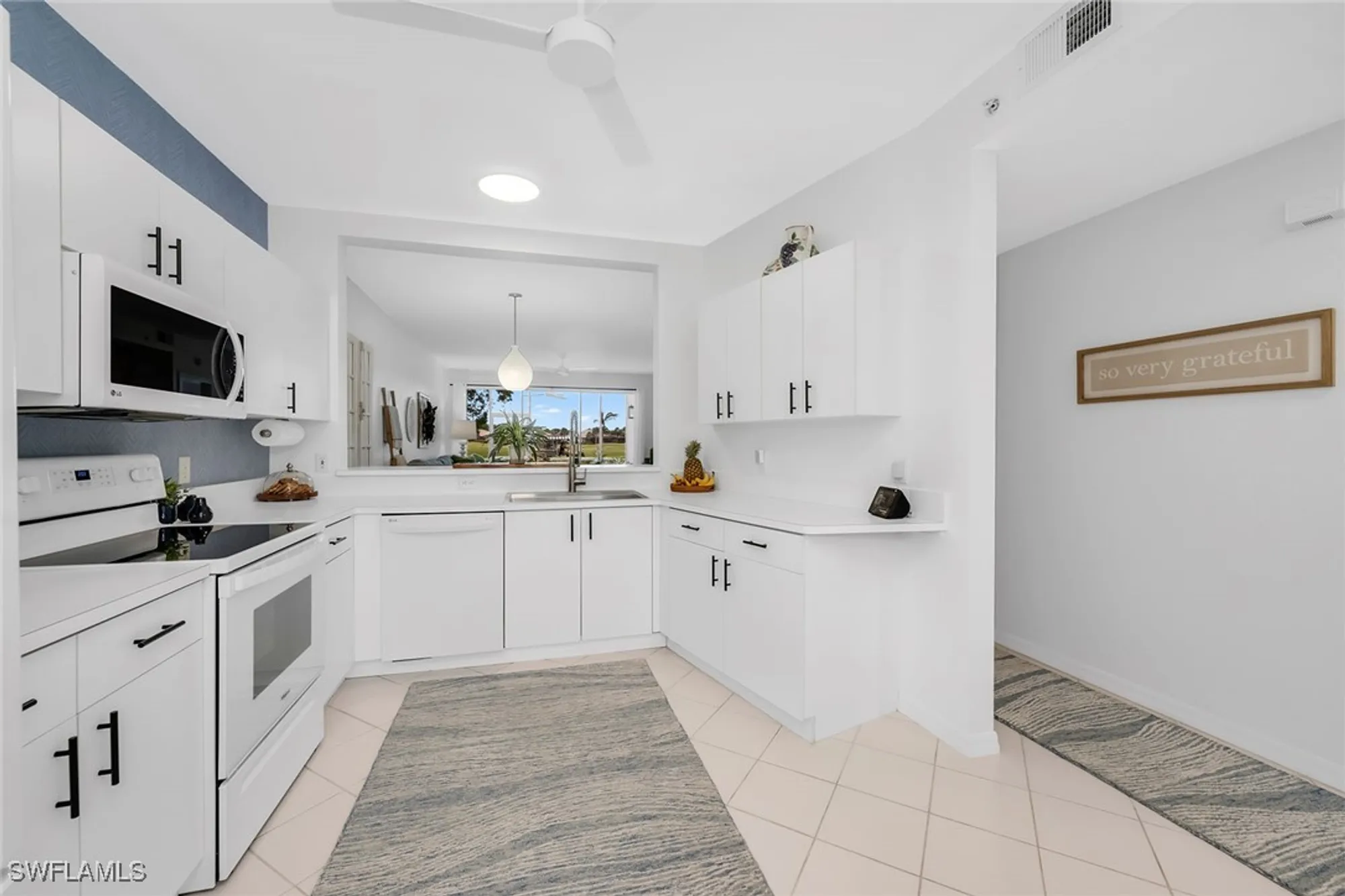 Property Slideshow image 4 of 50 | 9087 michael cir unit 9, Naples, FL, 34113