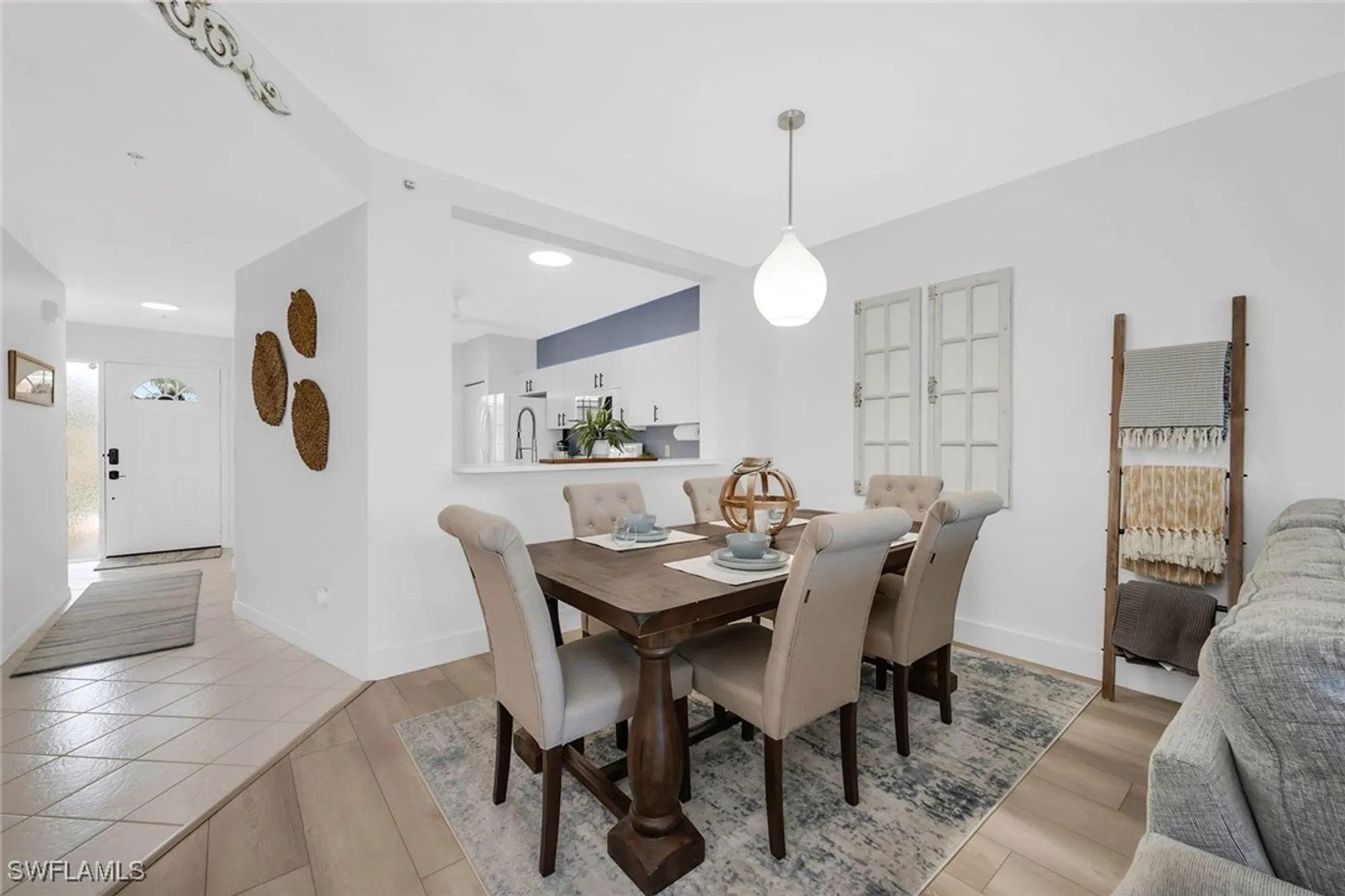 Property Slideshow image 7 of 50 | 9087 michael cir unit 9, Naples, FL, 34113