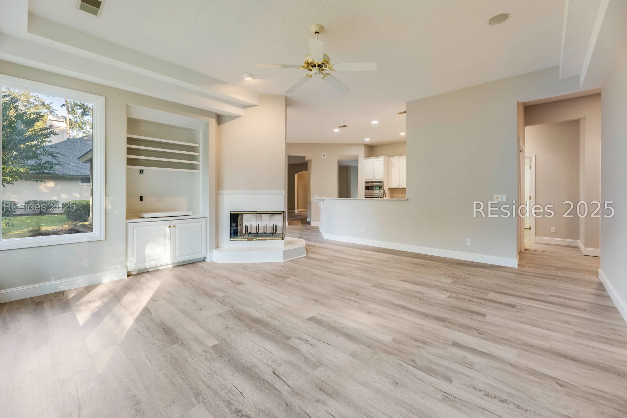 Property Slideshow image 14 of 27 | 567 colonial dr, Hilton Head Island, SC, 29926