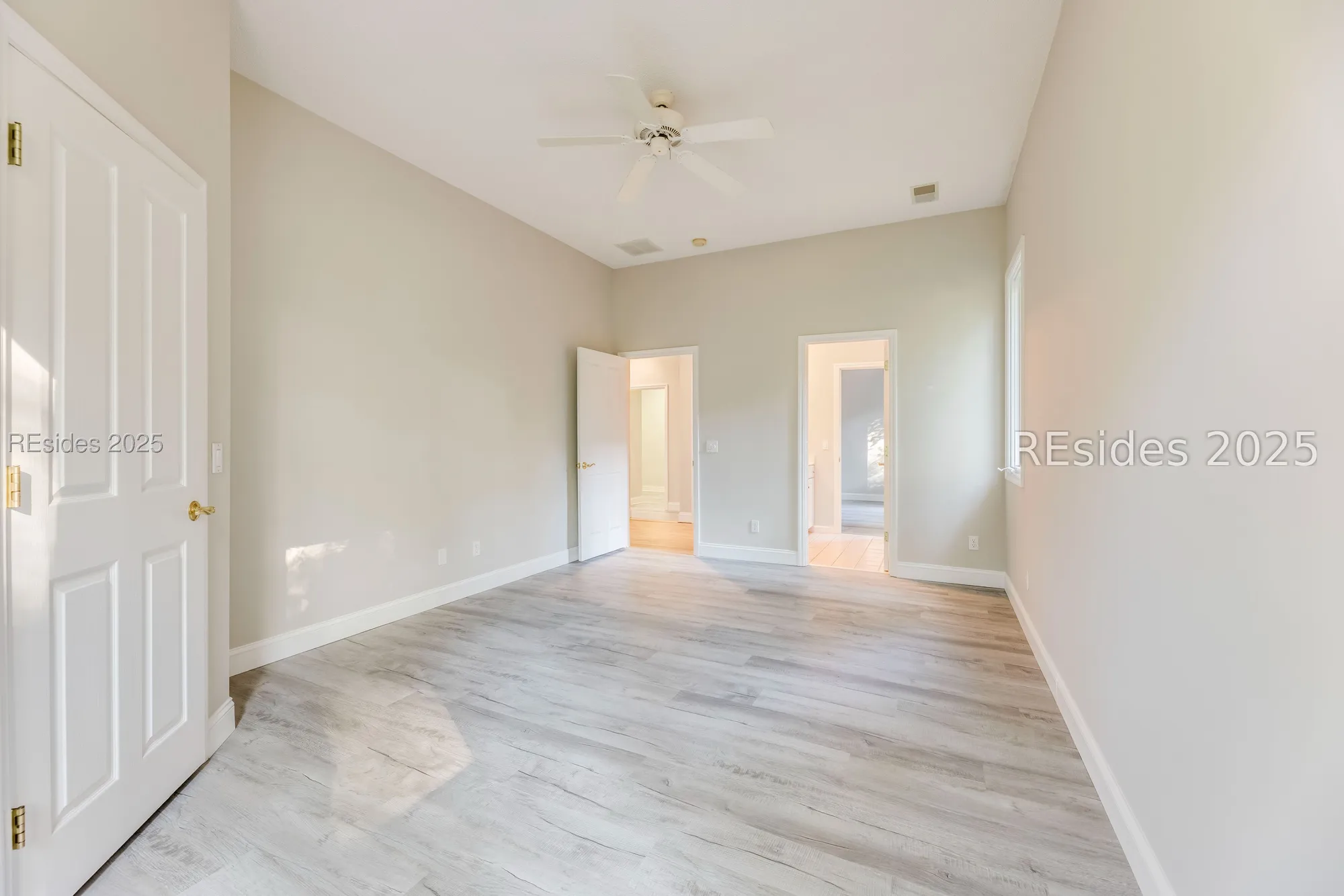 Property Slideshow image 16 of 27 | 567 colonial dr, Hilton Head Island, SC, 29926