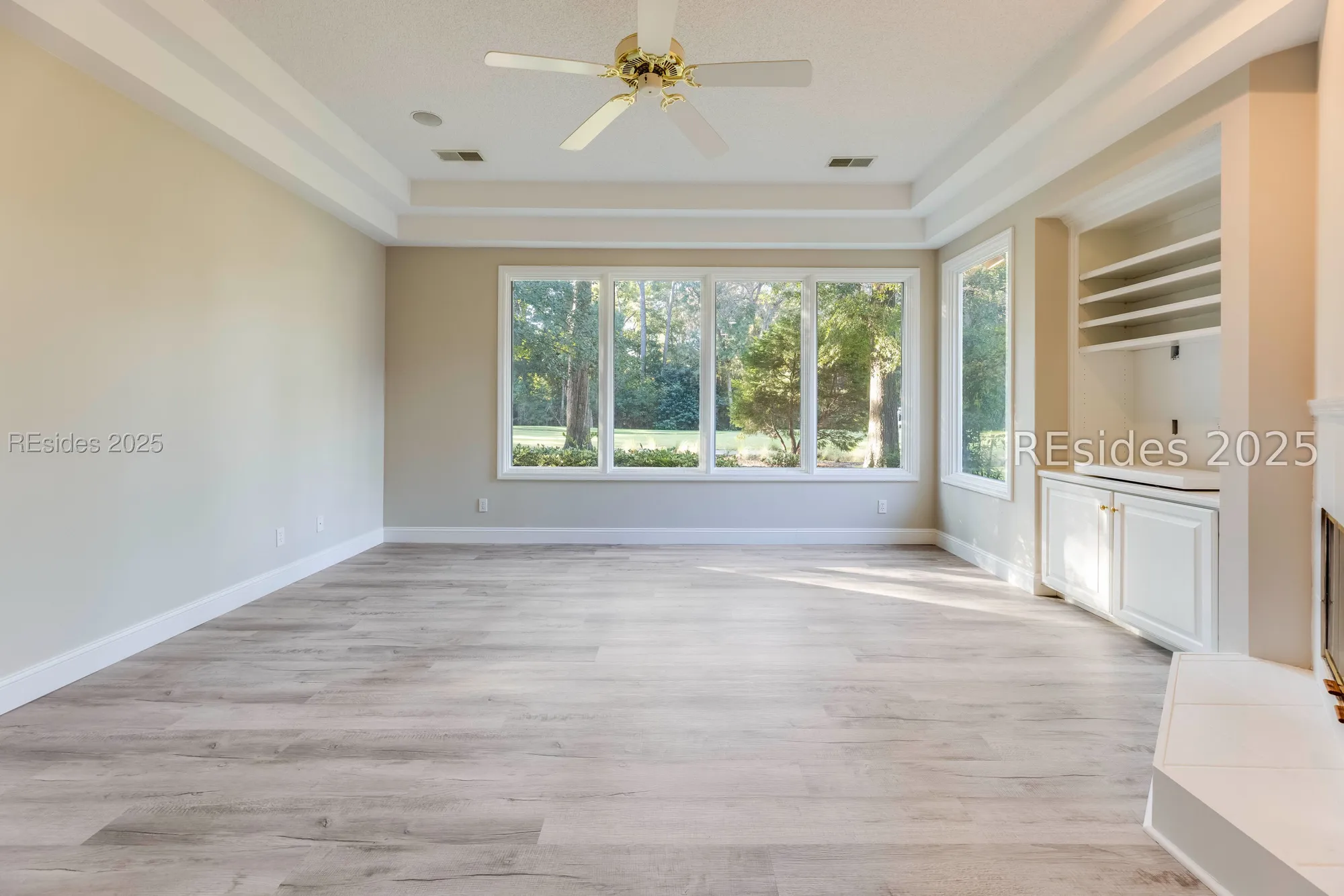 Property Slideshow image 12 of 27 | 567 colonial dr, Hilton Head Island, SC, 29926