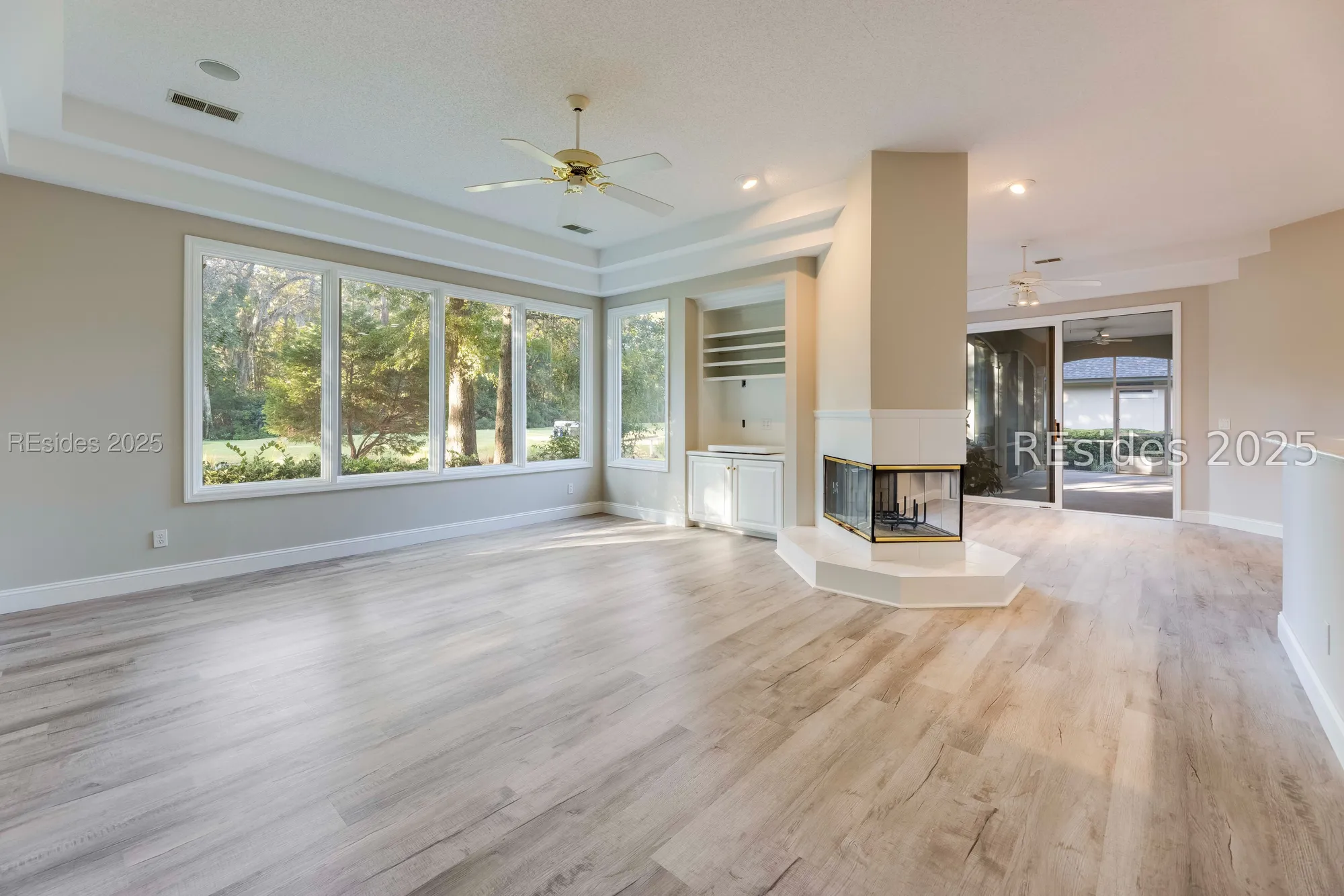 Property Slideshow image 13 of 27 | 567 colonial dr, Hilton Head Island, SC, 29926