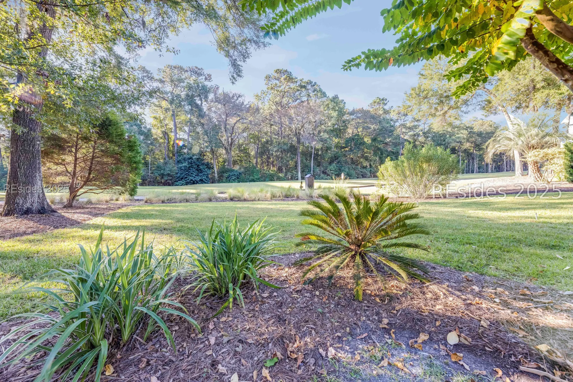 Property Slideshow image 25 of 27 | 567 colonial dr, Hilton Head Island, SC, 29926