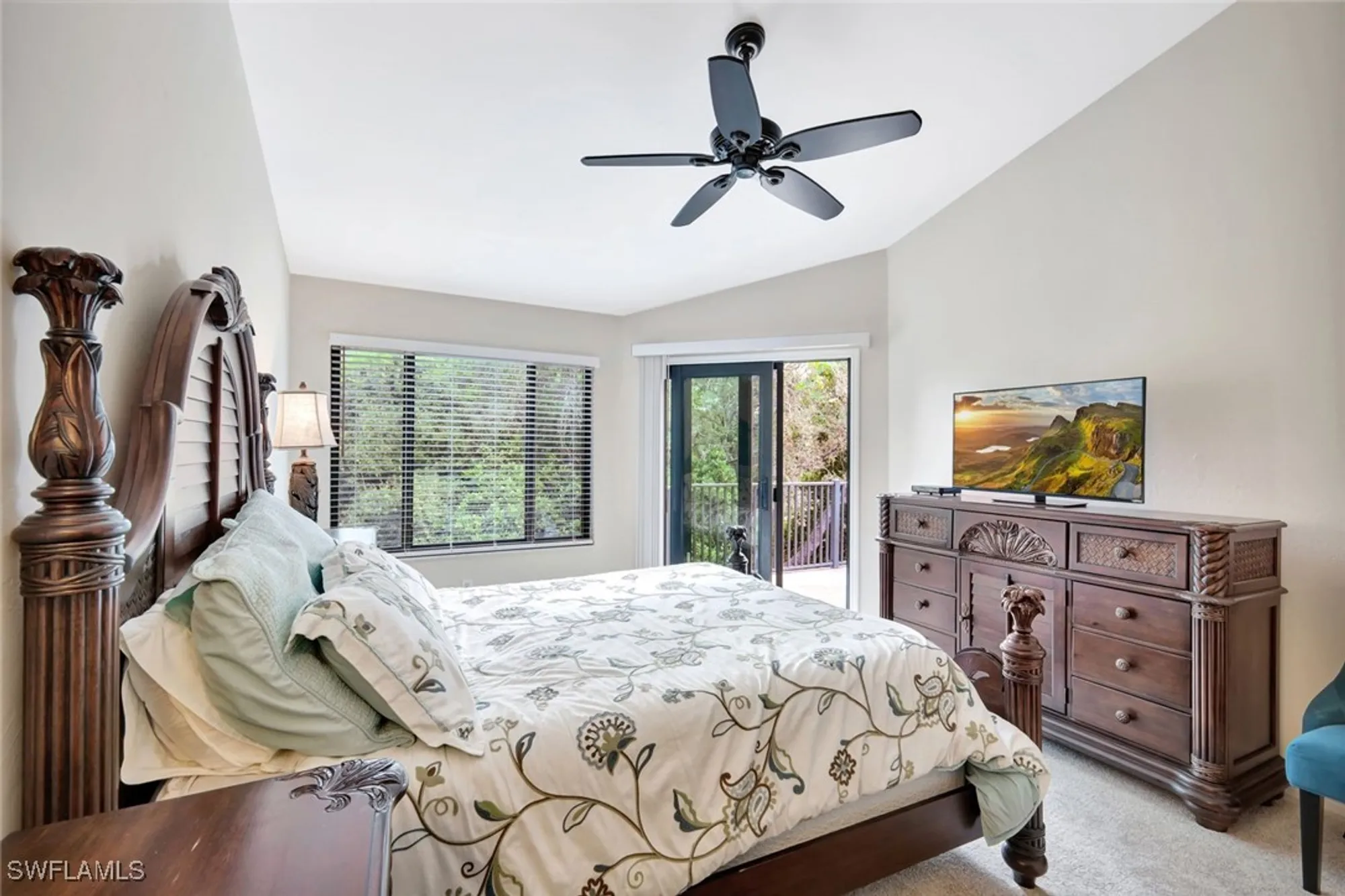 Property Slideshow image 19 of 46 | 27105 oakwood lake dr, Bonita Springs, FL, 34134