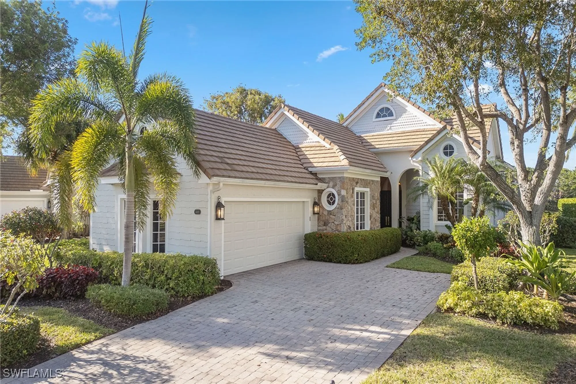 Property Slideshow image 1 of 50 | 8465 mallards way, Naples, FL, 34114