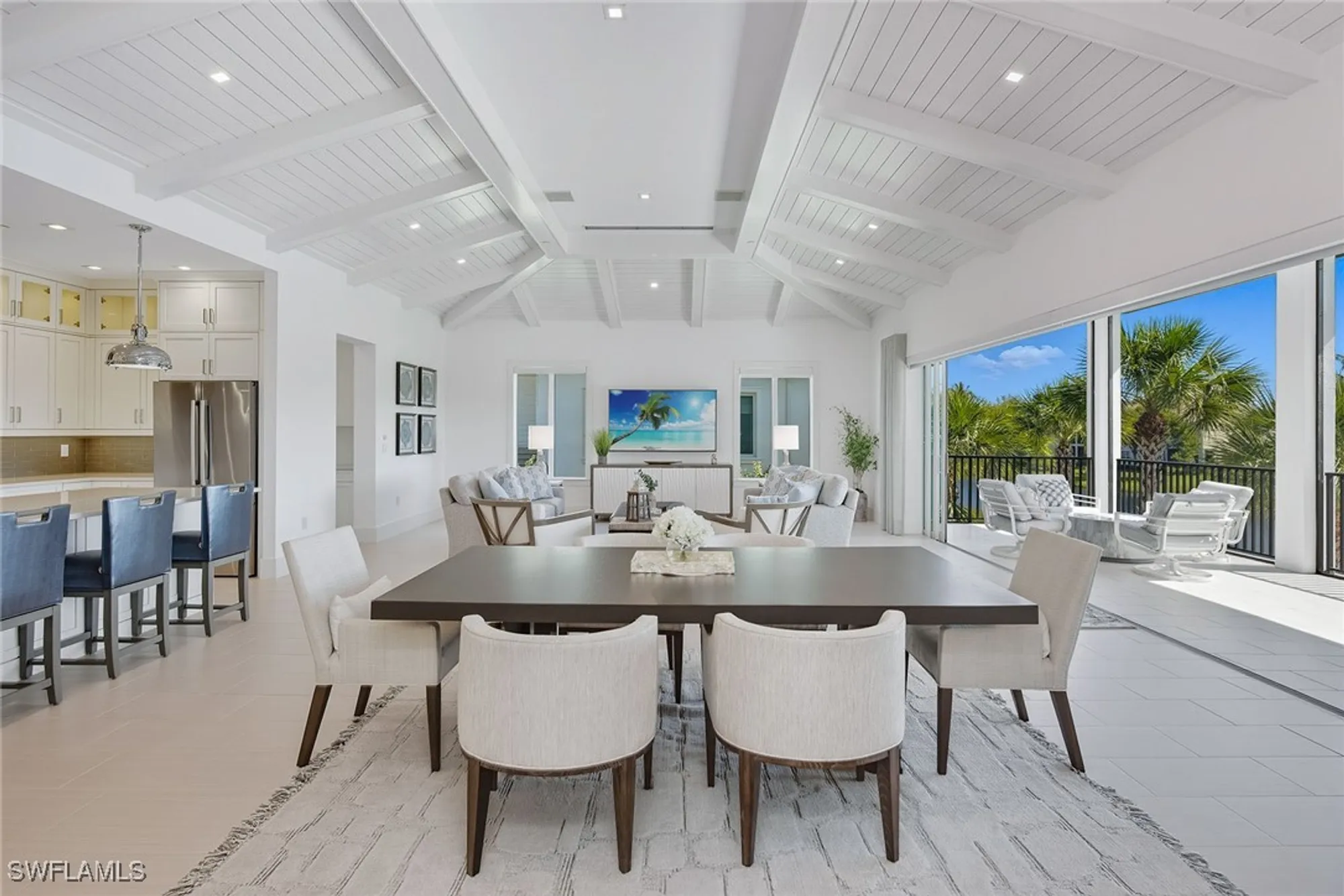 Property Slideshow image 14 of 50 | 3290 dorado ln unit 201, Naples, FL, 34114