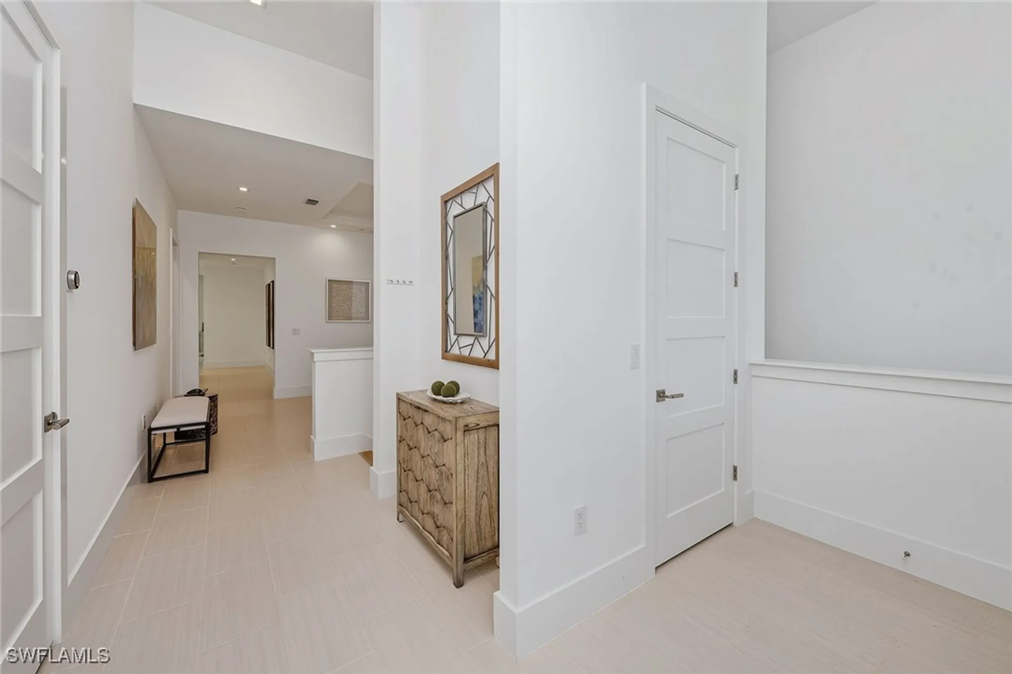 Property Slideshow image 15 of 50 | 3290 dorado ln unit 201, Naples, FL, 34114