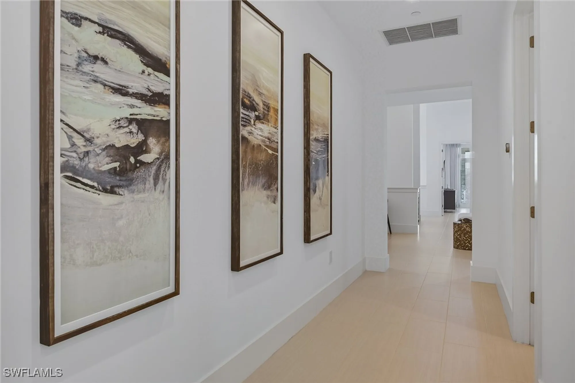 Property Slideshow image 16 of 50 | 3290 dorado ln unit 201, Naples, FL, 34114