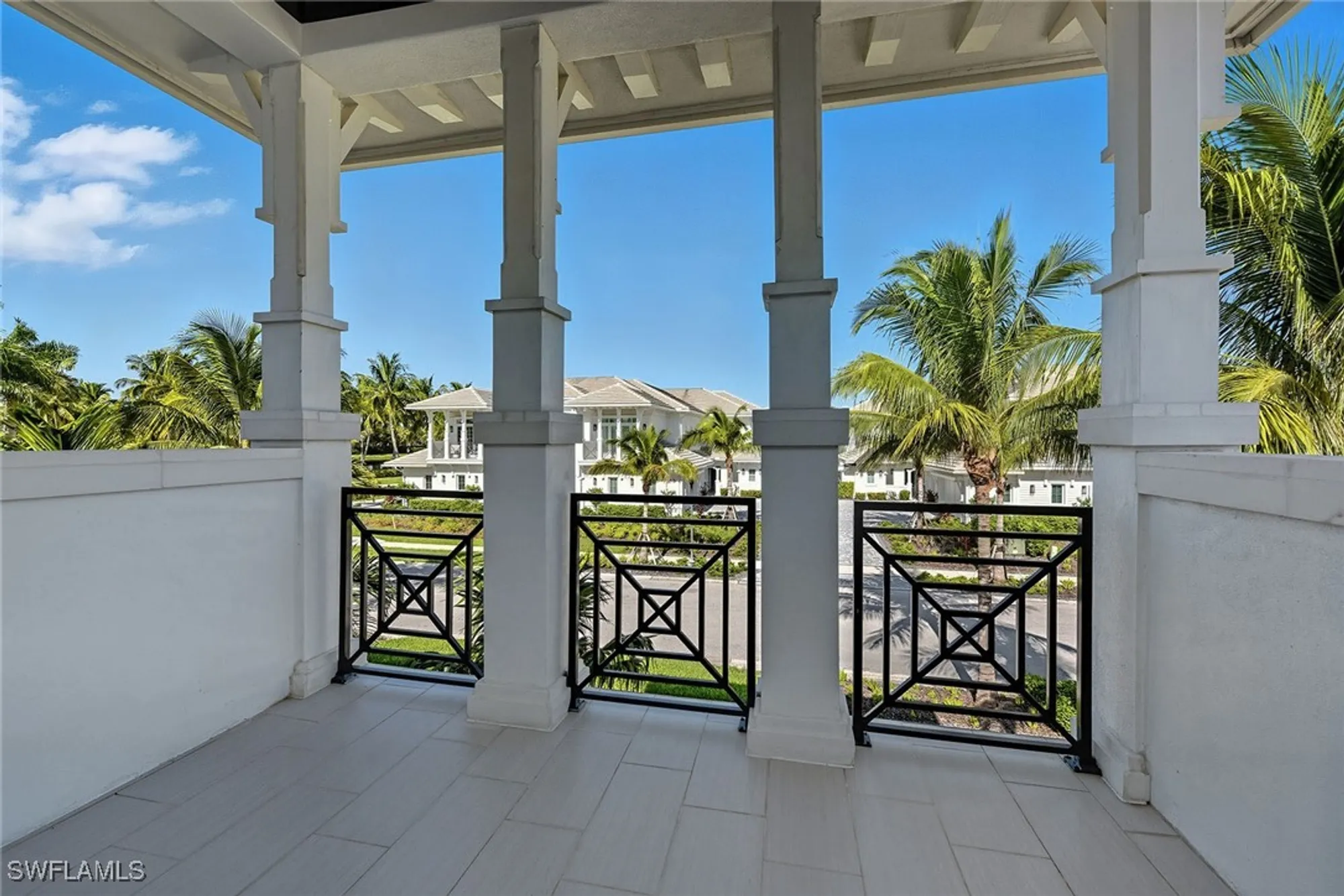 Property Slideshow image 27 of 50 | 3290 dorado ln unit 201, Naples, FL, 34114