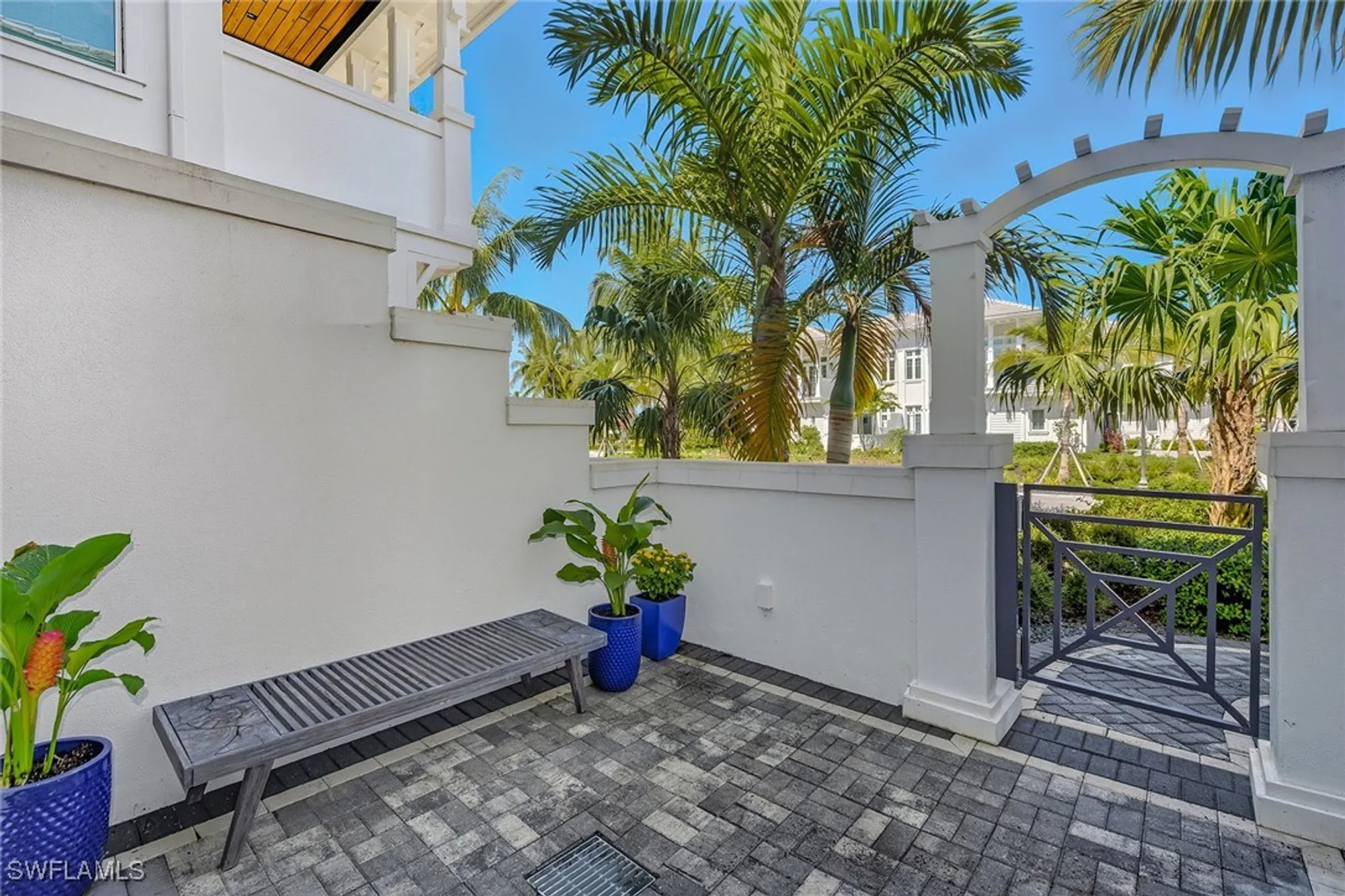 Property Slideshow image 34 of 50 | 3290 dorado ln unit 201, Naples, FL, 34114