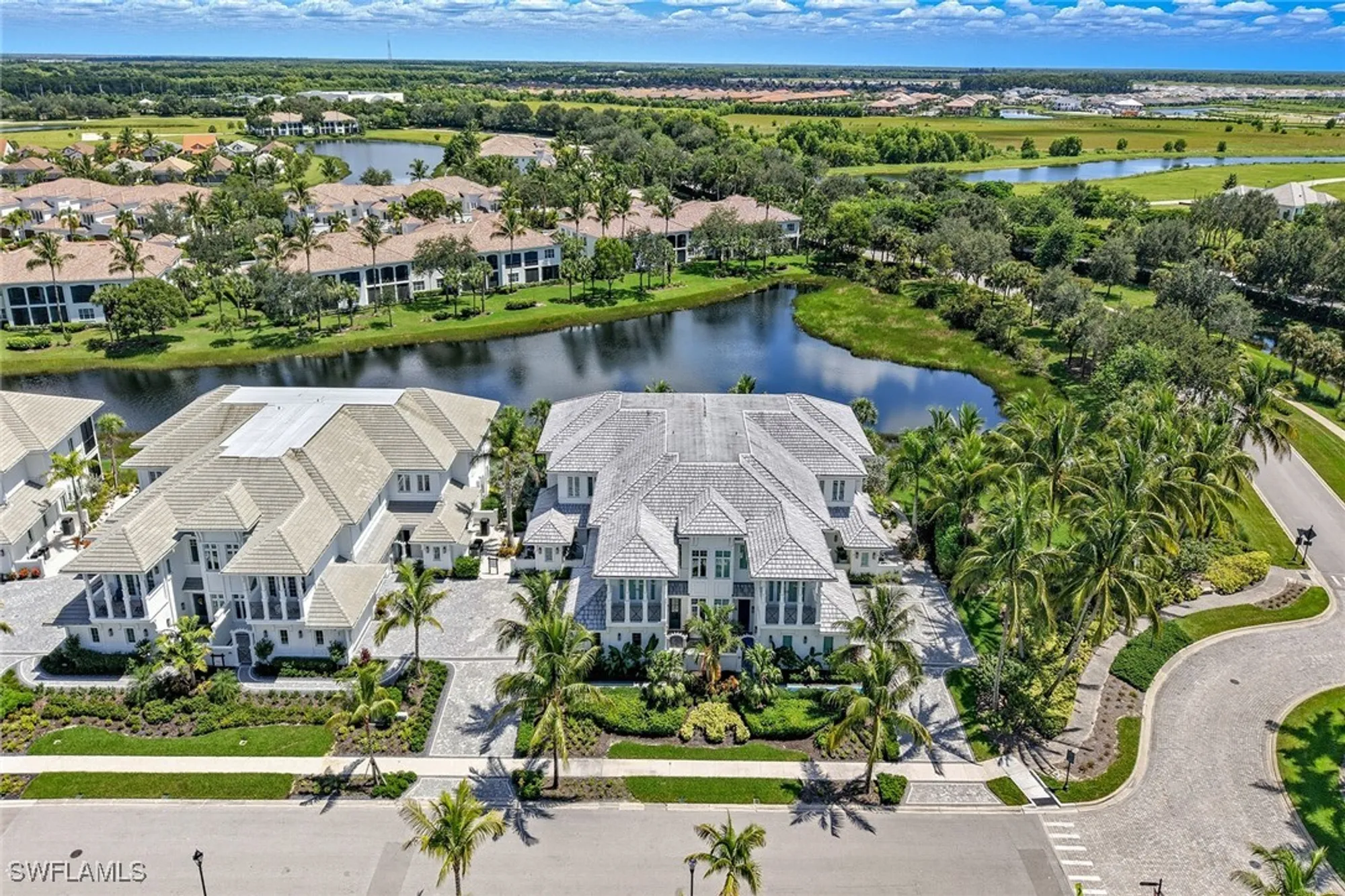 Property Slideshow image 37 of 50 | 3290 dorado ln unit 201, Naples, FL, 34114