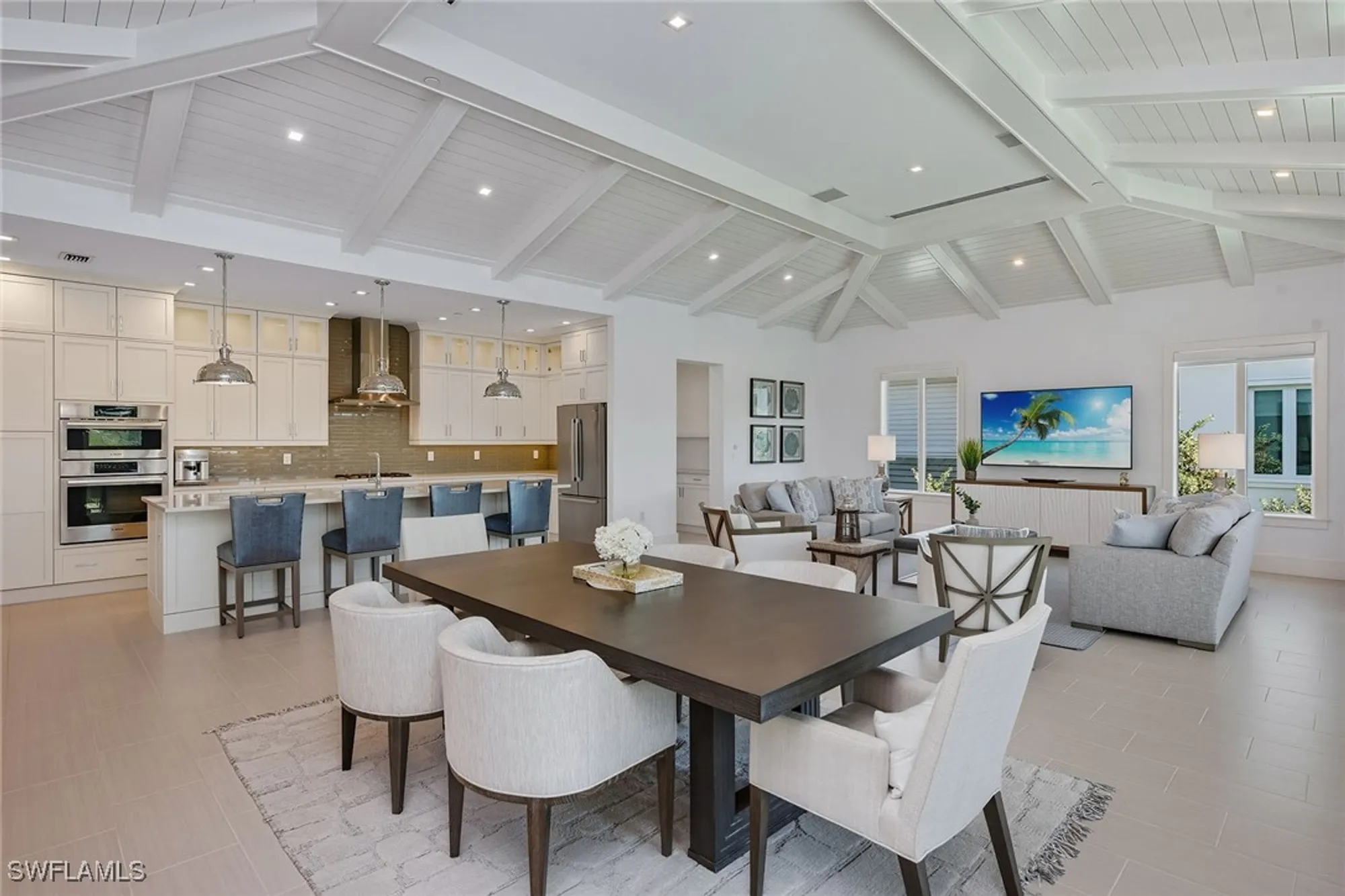 Property Slideshow image 4 of 50 | 3290 dorado ln unit 201, Naples, FL, 34114