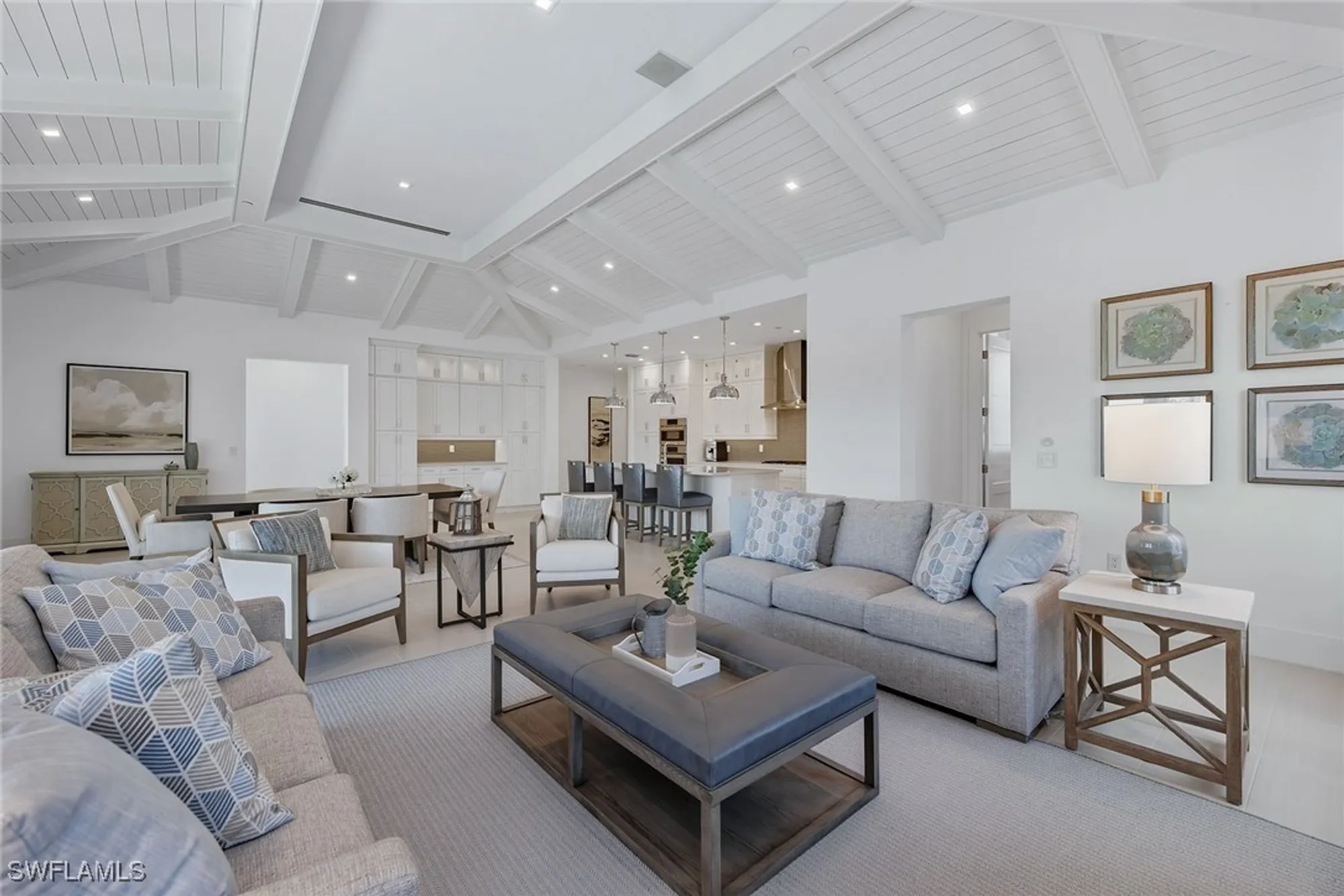 Property Slideshow image 6 of 50 | 3290 dorado ln unit 201, Naples, FL, 34114