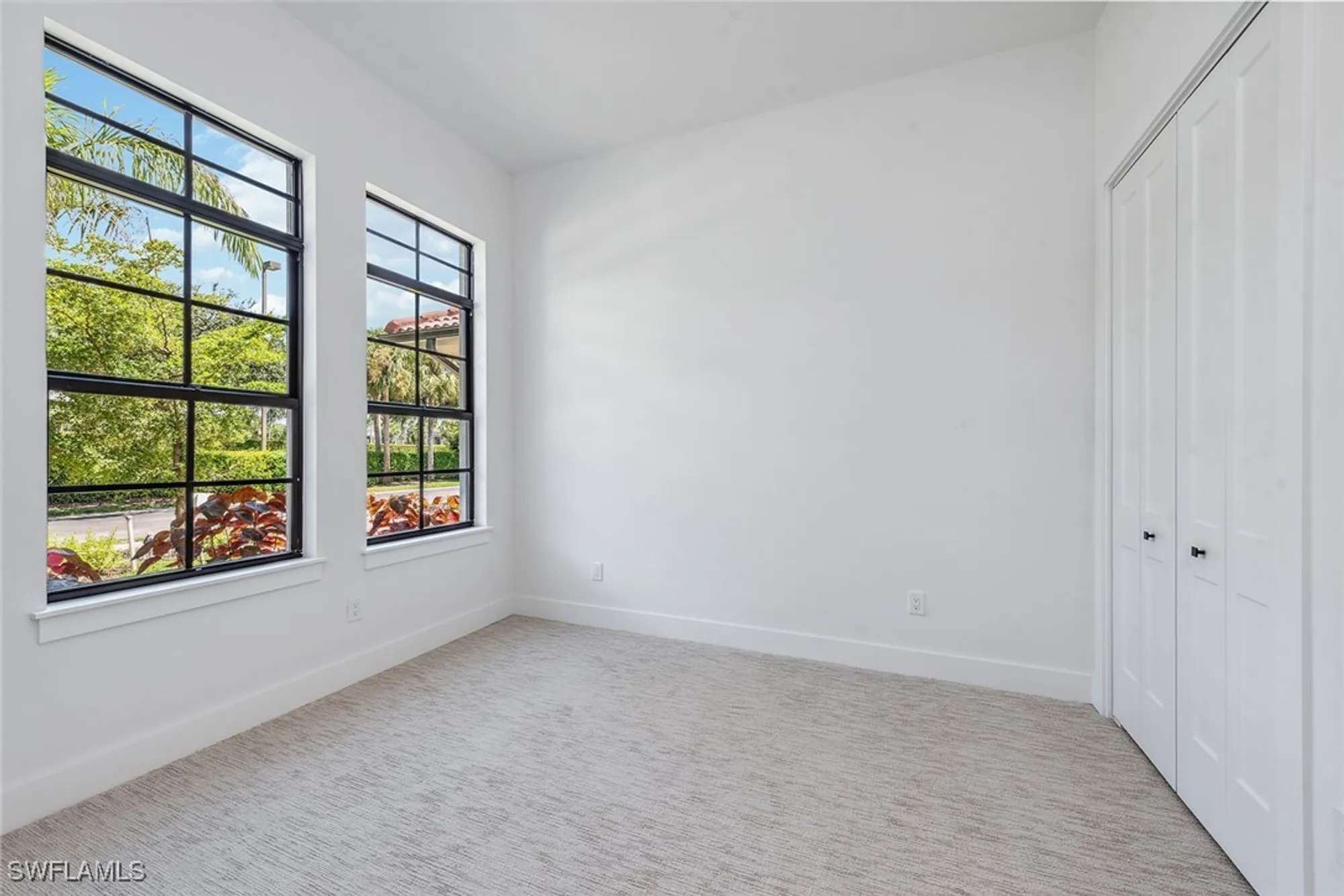 Property Slideshow image 11 of 38 | 7976 cordoba pl, Naples, FL, 34113