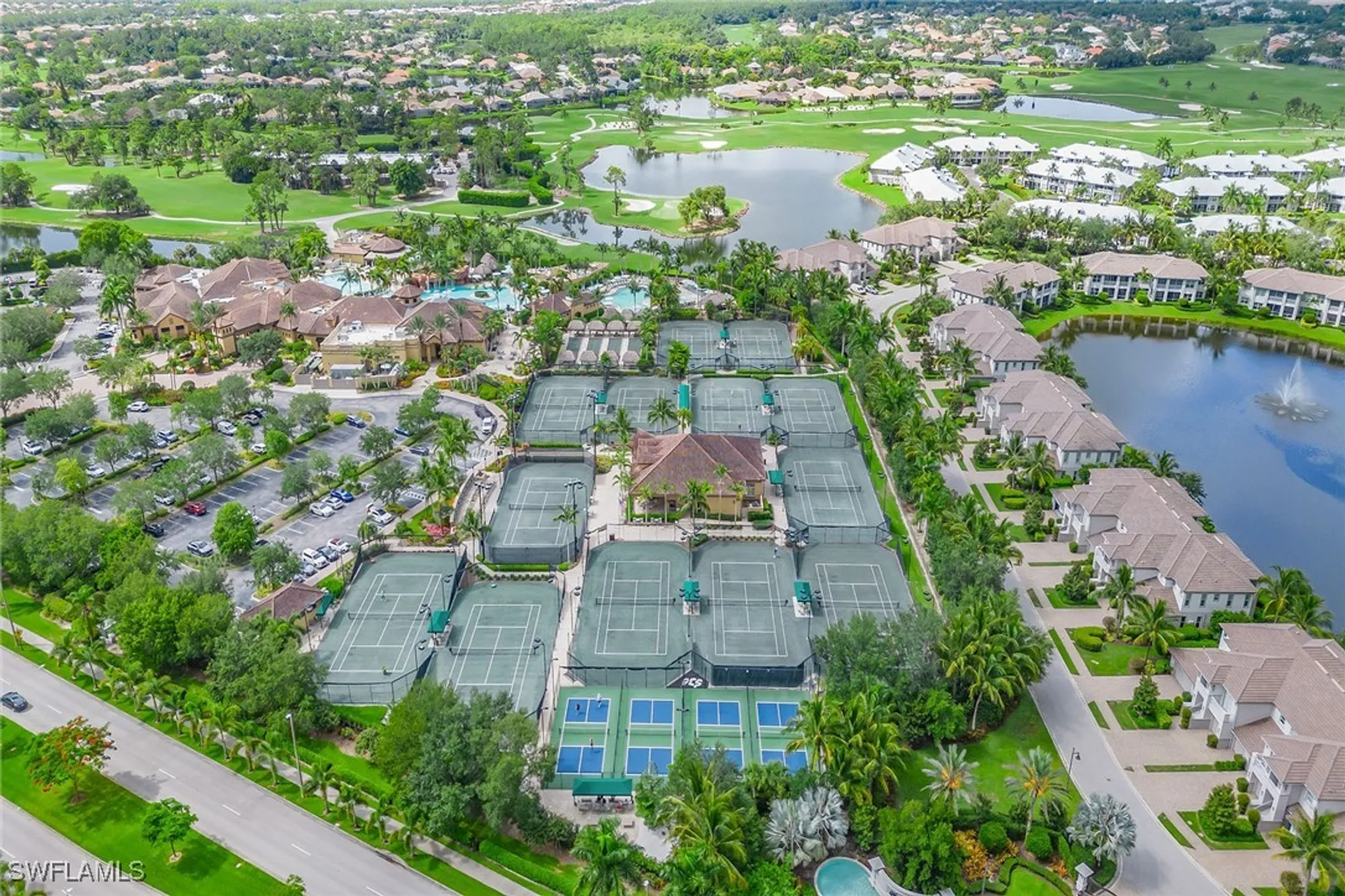 Property Slideshow image 25 of 38 | 7976 cordoba pl, Naples, FL, 34113