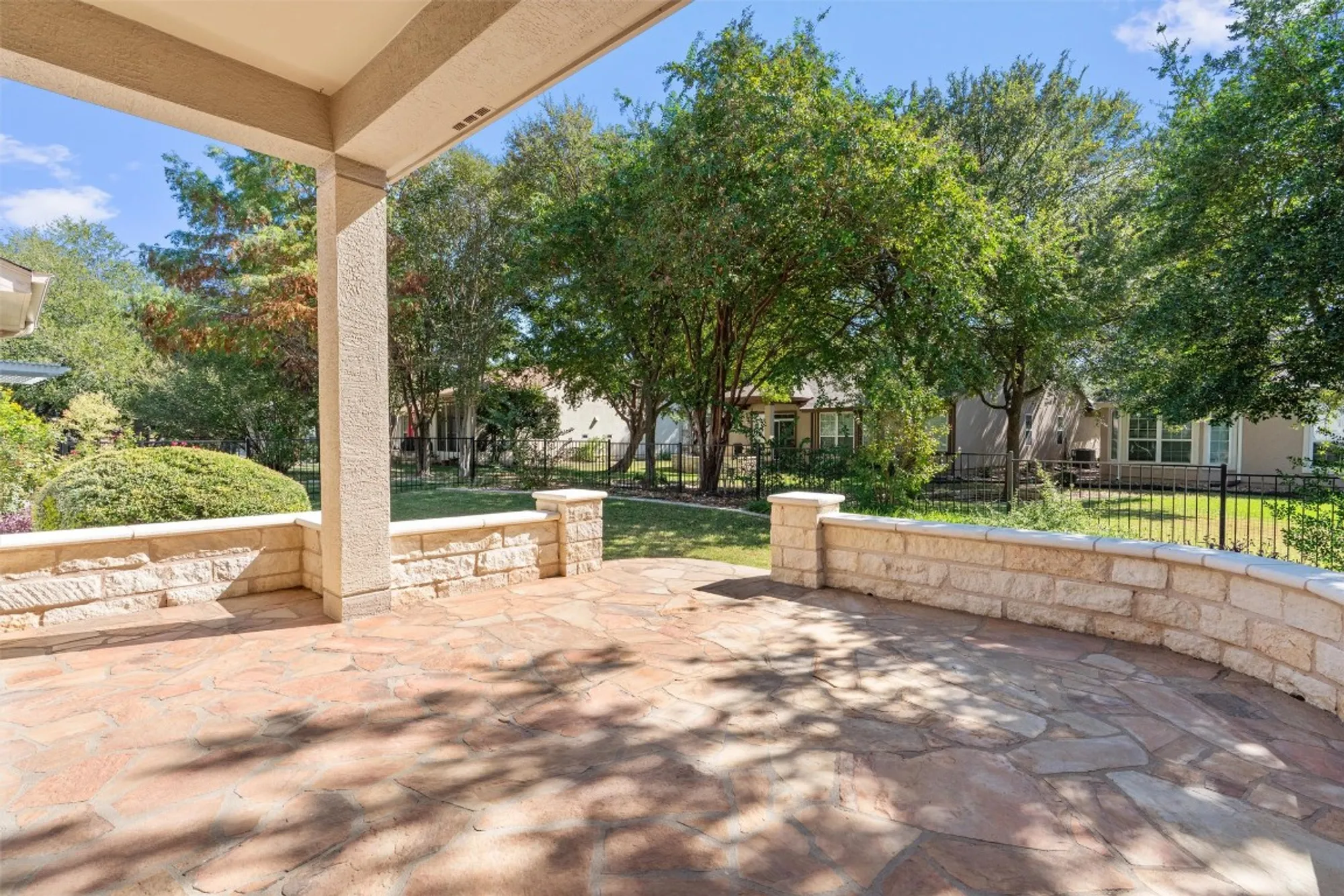 Property Slideshow image 1 of 30 | 102 breckenridge st, Georgetown, TX, 78633