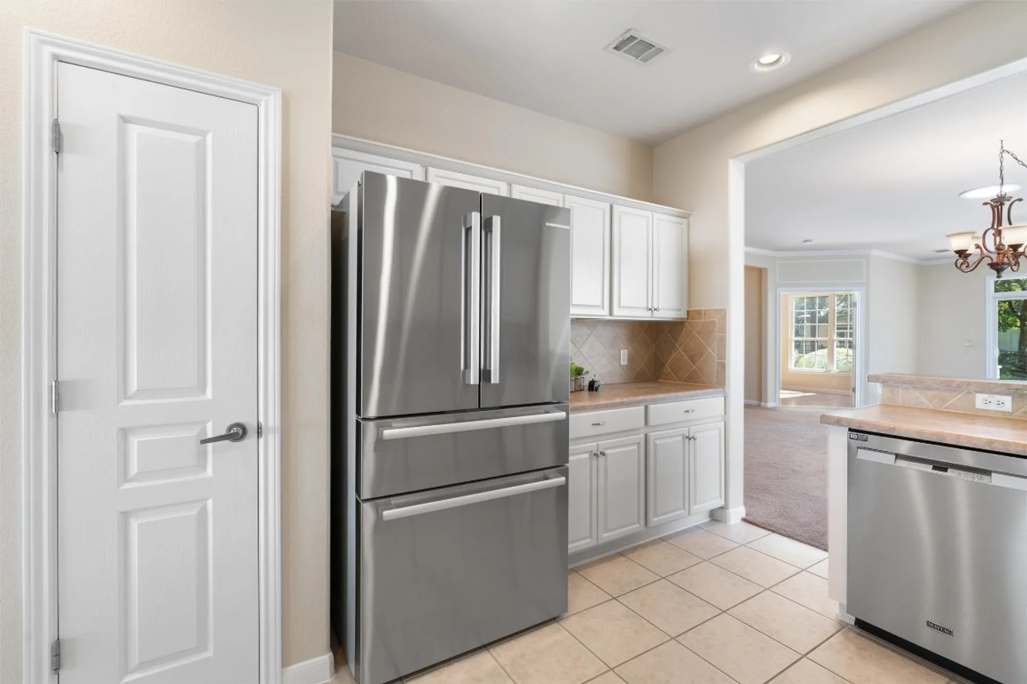 Property Slideshow image 13 of 30 | 102 breckenridge st, Georgetown, TX, 78633