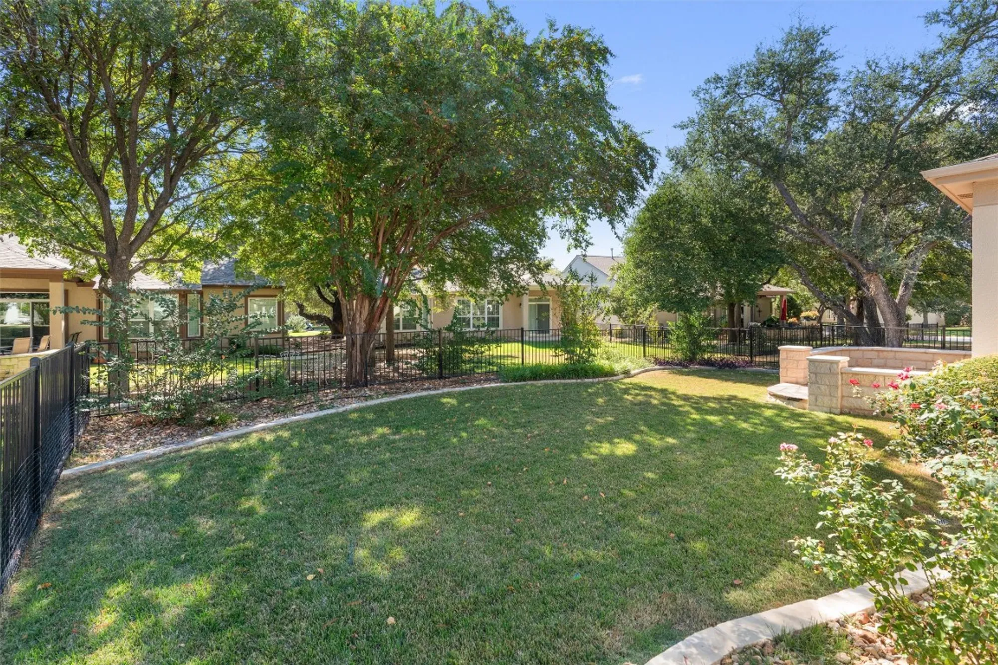 Property Slideshow image 28 of 30 | 102 breckenridge st, Georgetown, TX, 78633