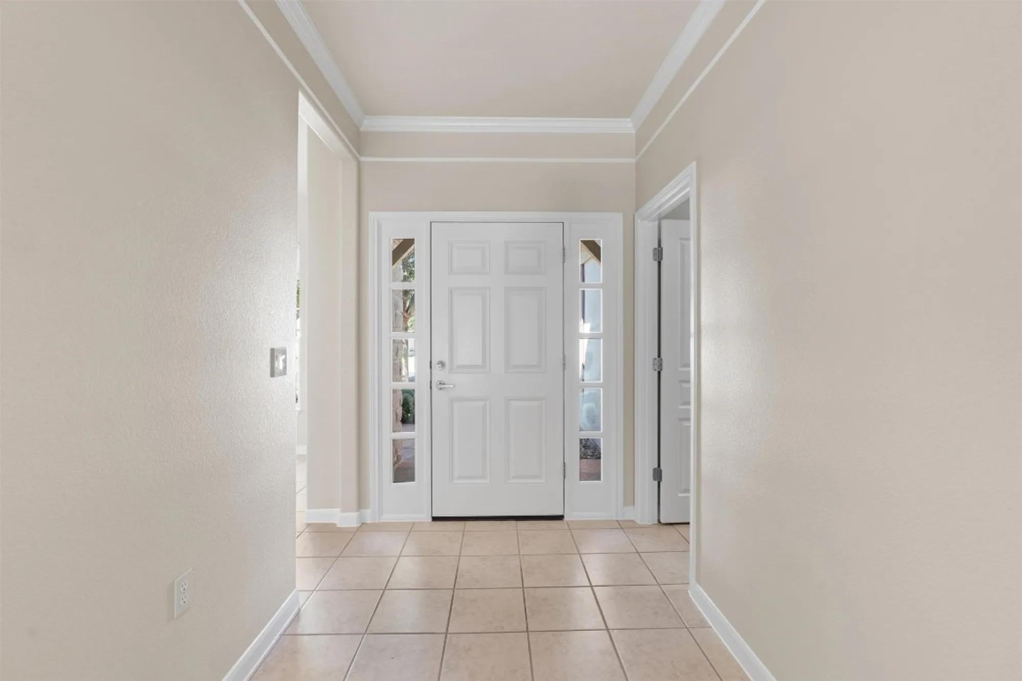 Property Slideshow image 4 of 30 | 102 breckenridge st, Georgetown, TX, 78633