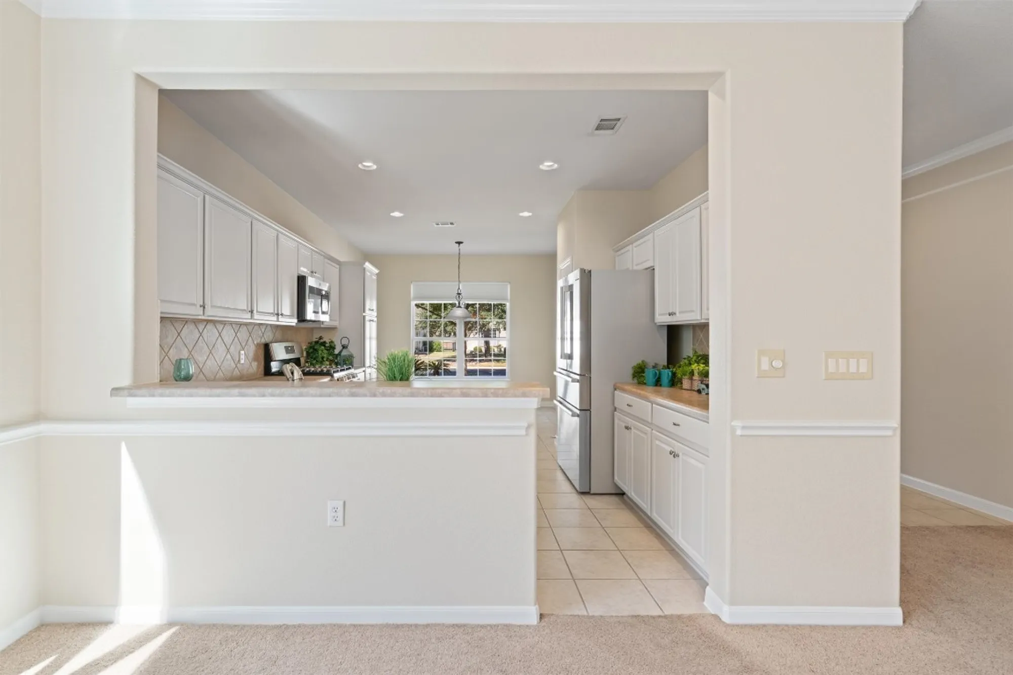 Property Slideshow image 9 of 30 | 102 breckenridge st, Georgetown, TX, 78633