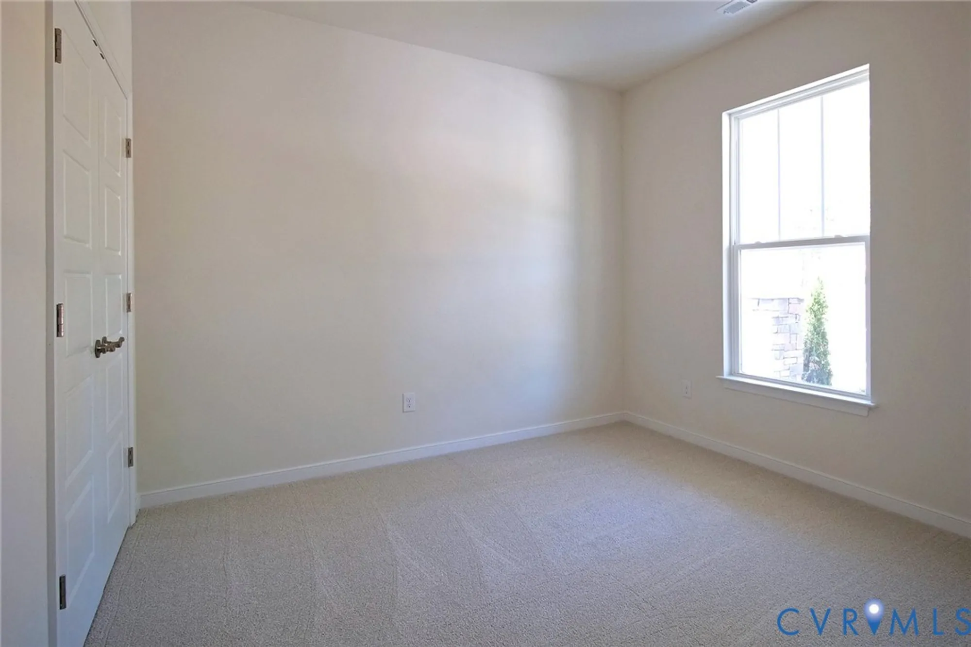 Property Slideshow image 4 of 41 | 16018 canoe pointe loop # 19-4, Moseley, VA, 23120