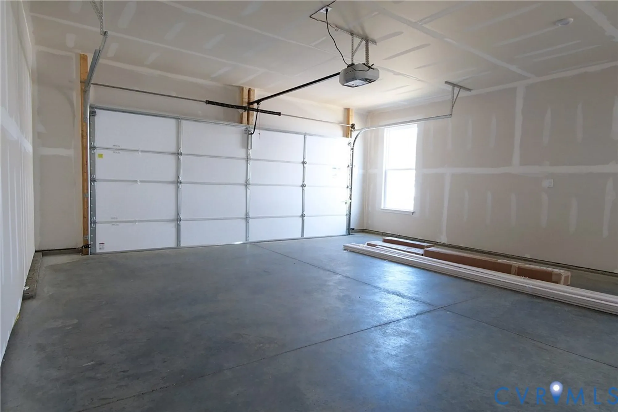 Property Slideshow image 7 of 41 | 16018 canoe pointe loop # 19-4, Moseley, VA, 23120