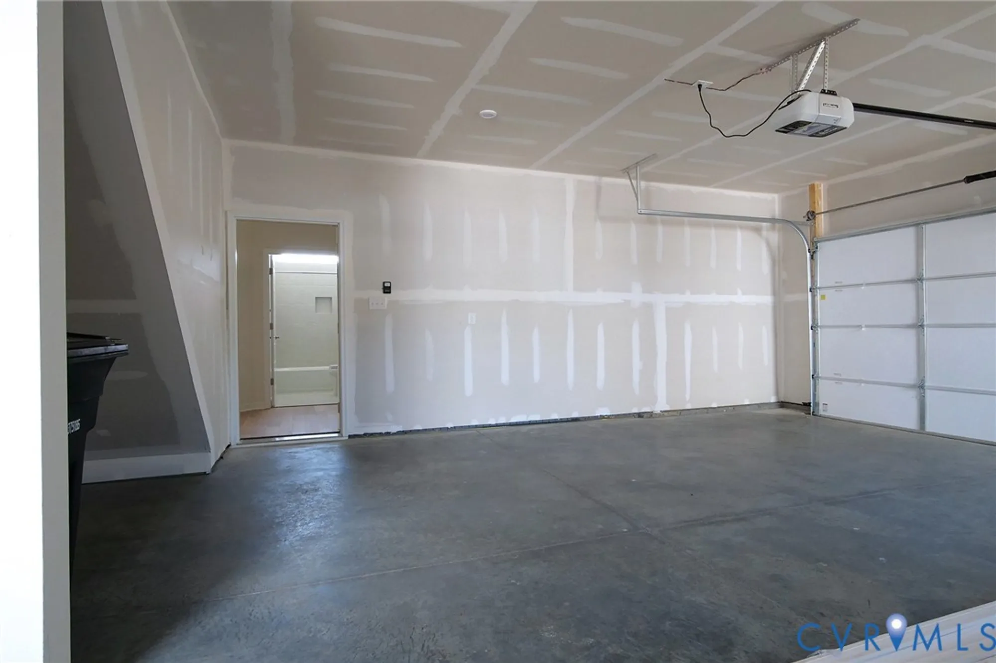 Property Slideshow image 9 of 41 | 16018 canoe pointe loop # 19-4, Moseley, VA, 23120