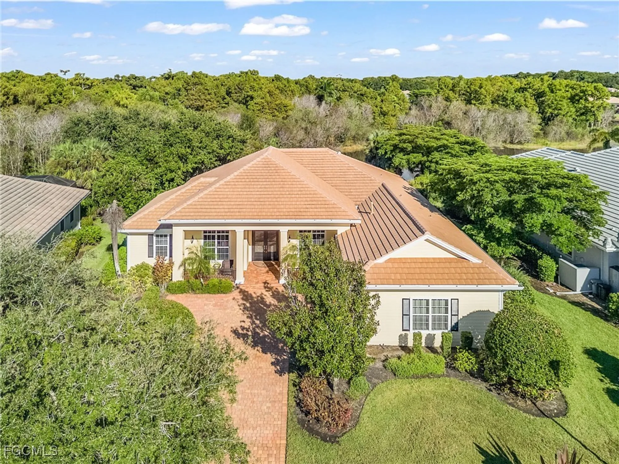 Property Slideshow image 35 of 39 | 3220 cypress marsh dr, Fort Myers, FL, 33905