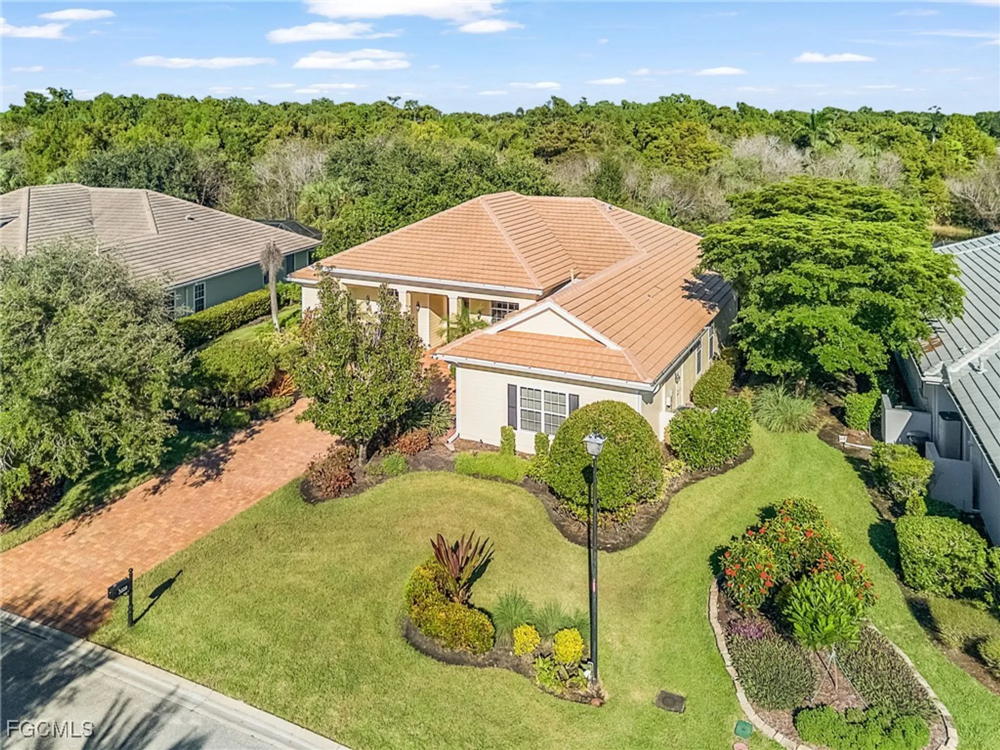 Property Slideshow image 37 of 39 | 3220 cypress marsh dr, Fort Myers, FL, 33905