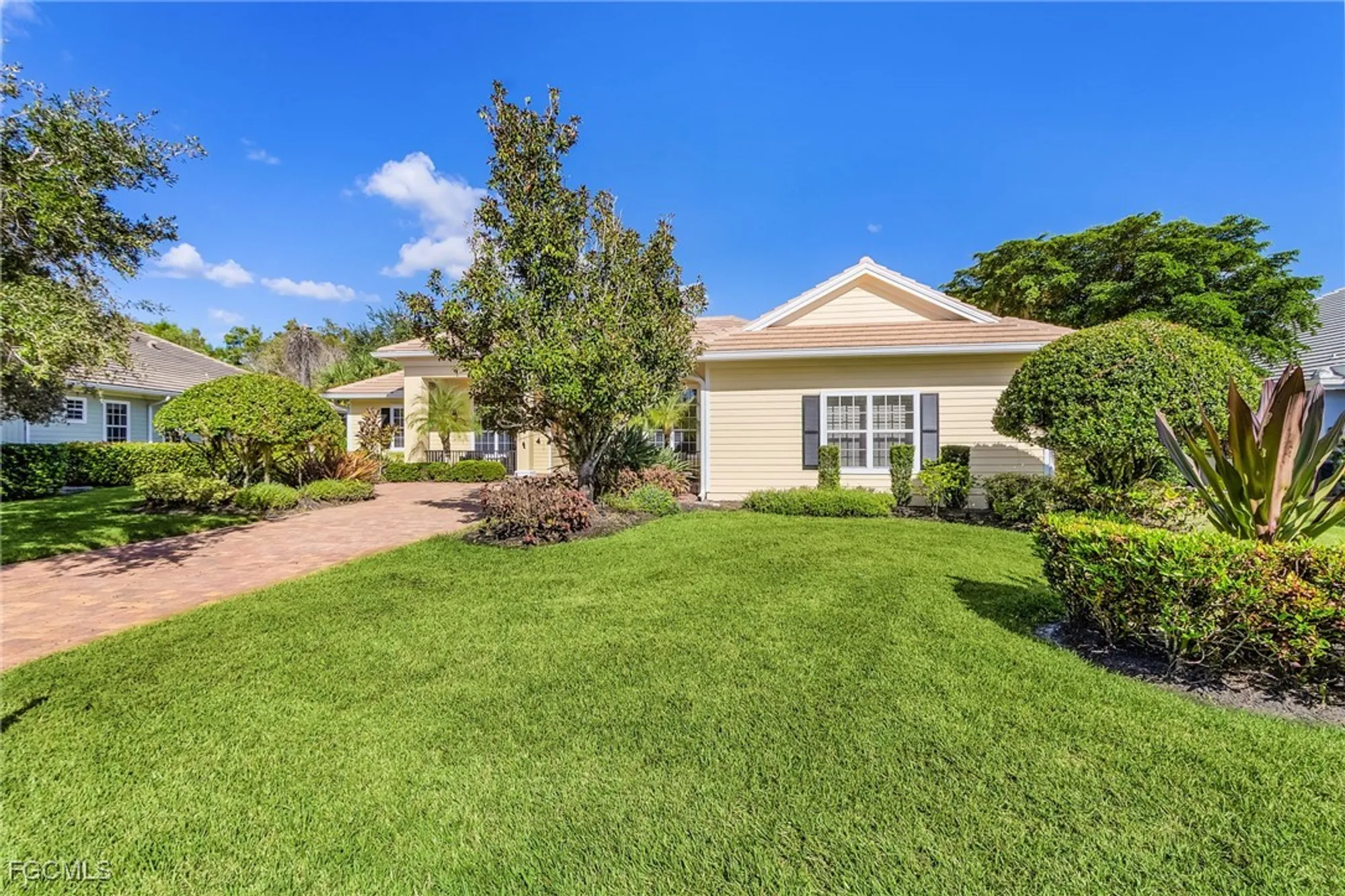 Property Slideshow image 38 of 39 | 3220 cypress marsh dr, Fort Myers, FL, 33905
