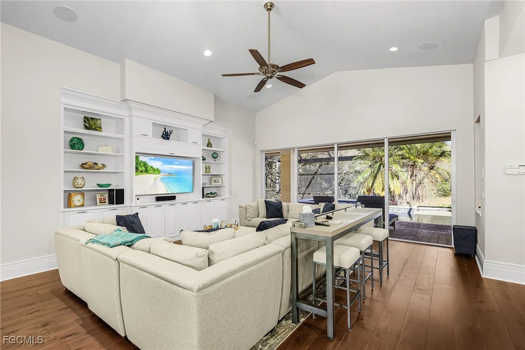 Property Slideshow image 7 of 39 | 3220 cypress marsh dr, Fort Myers, FL, 33905