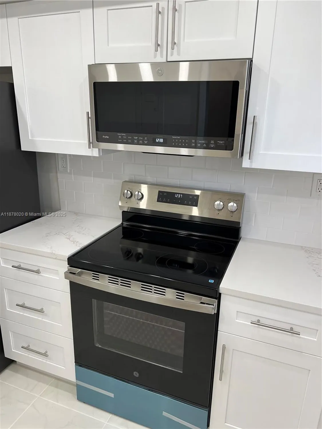 Property Slideshow image 15 of 85 | 5900 nw 44th st 405, Lauderhill, FL, 33319