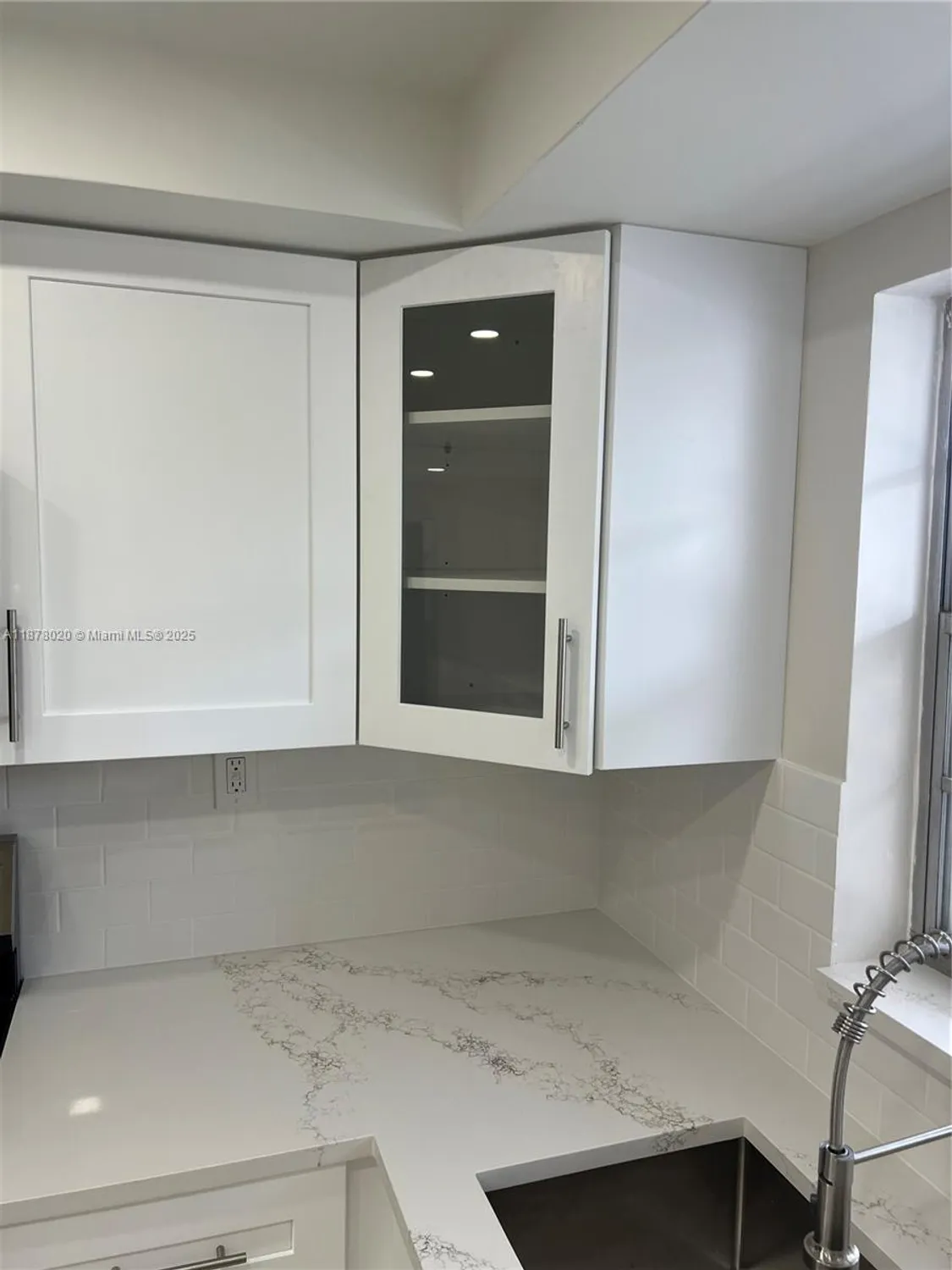 Property Slideshow image 22 of 85 | 5900 nw 44th st 405, Lauderhill, FL, 33319