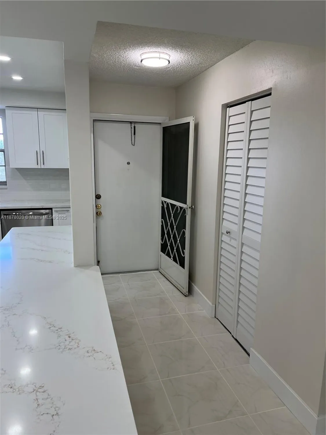 Property Slideshow image 39 of 85 | 5900 nw 44th st 405, Lauderhill, FL, 33319