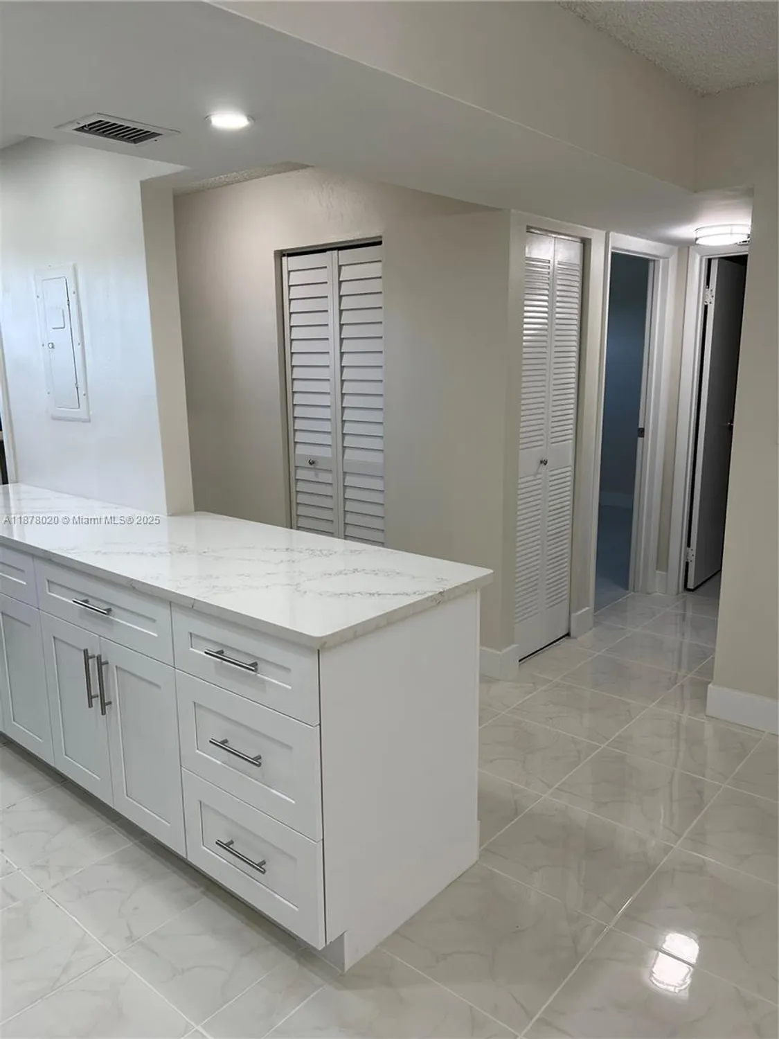 Property Slideshow image 42 of 85 | 5900 nw 44th st 405, Lauderhill, FL, 33319