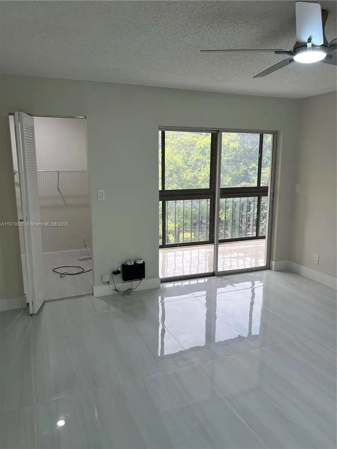 Property Slideshow image 64 of 85 | 5900 nw 44th st 405, Lauderhill, FL, 33319