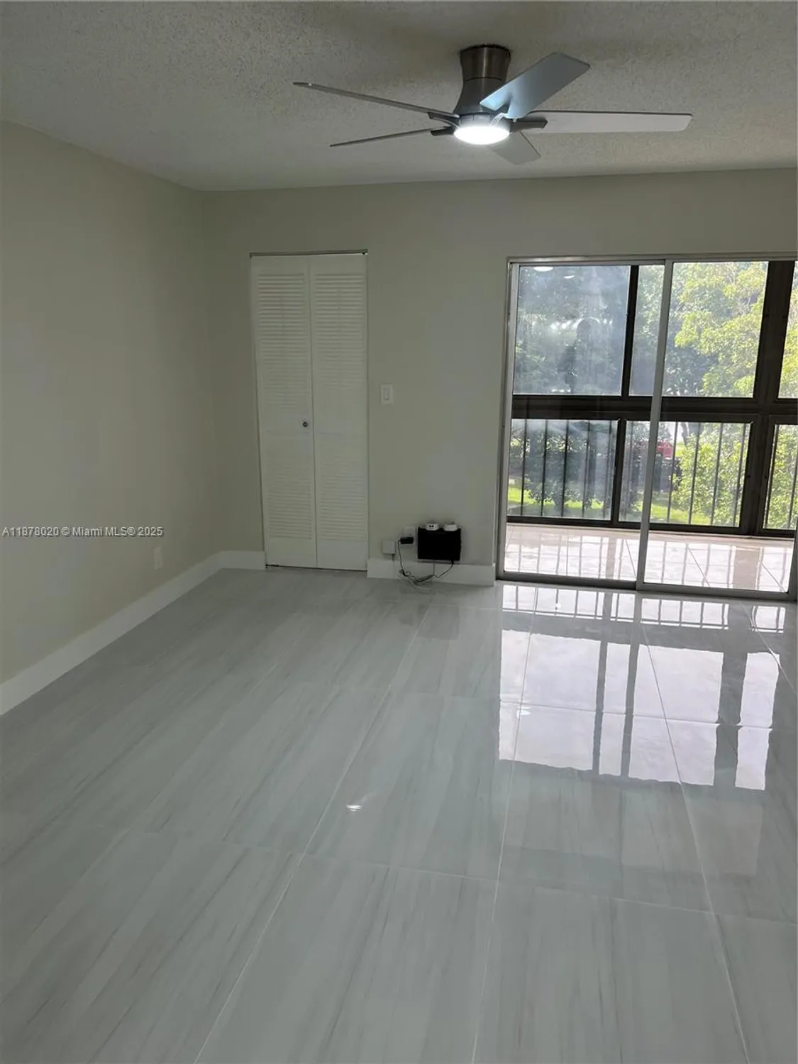 Property Slideshow image 61 of 85 | 5900 nw 44th st 405, Lauderhill, FL, 33319