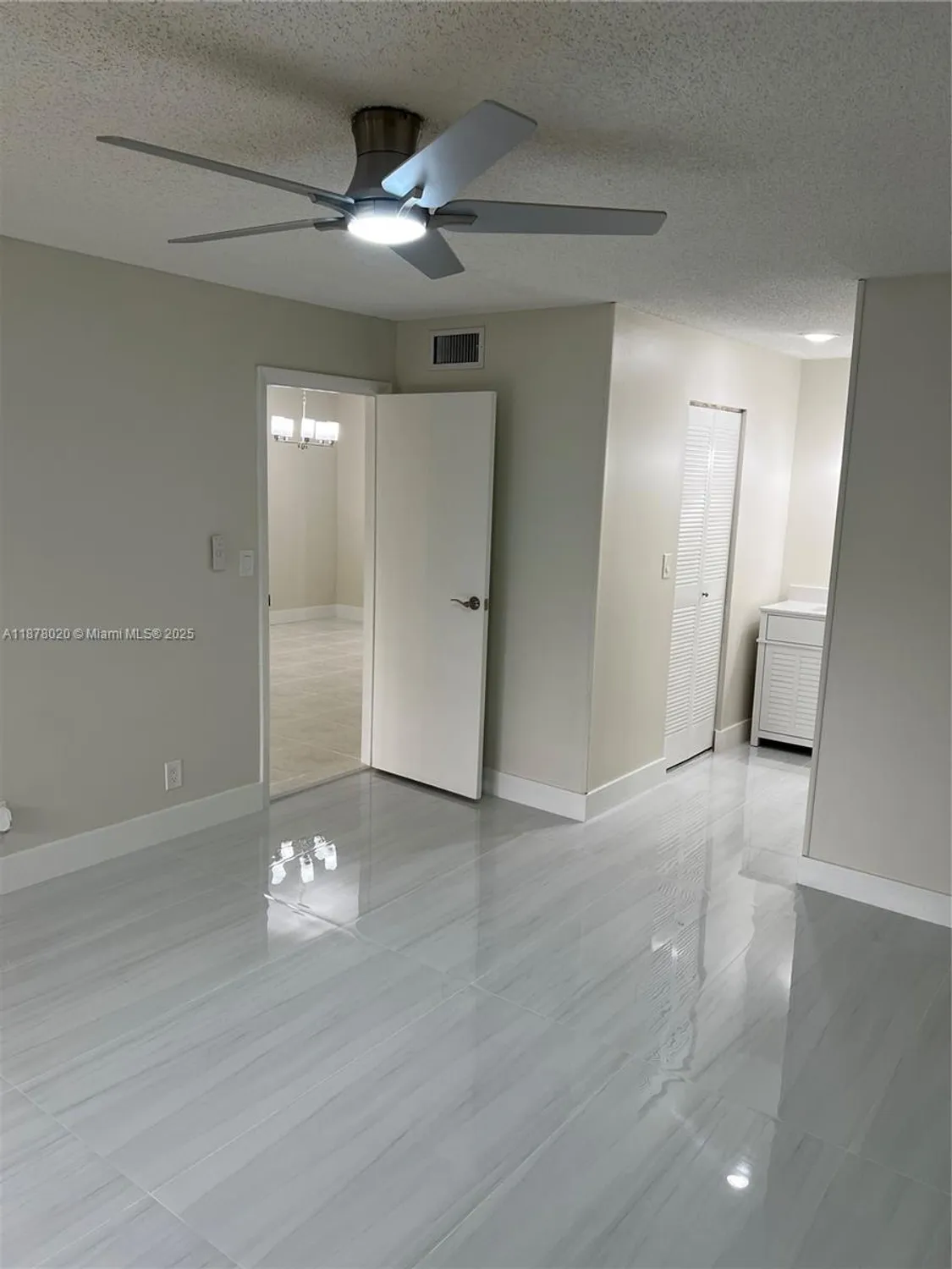 Property Slideshow image 63 of 85 | 5900 nw 44th st 405, Lauderhill, FL, 33319