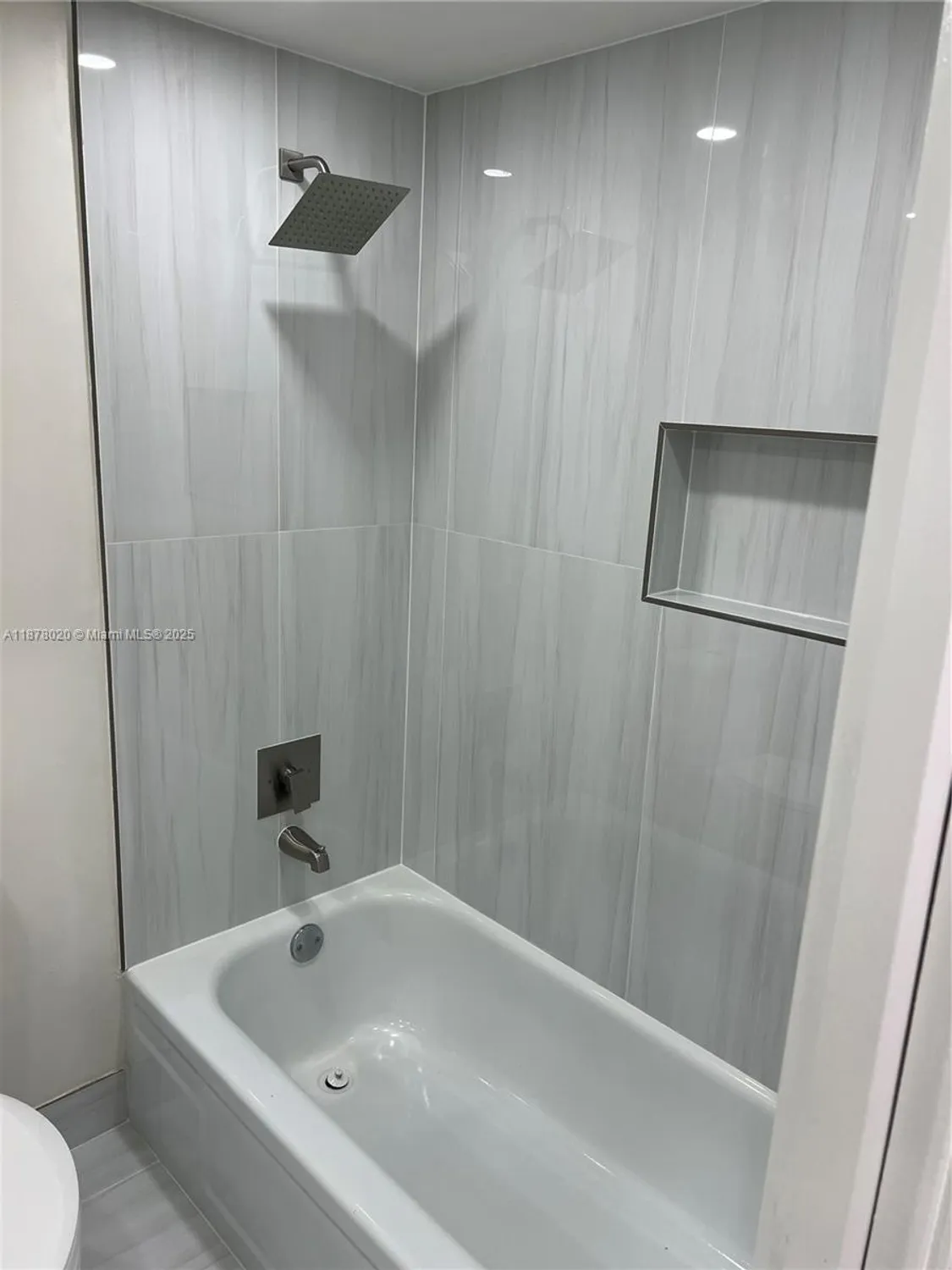 Property Slideshow image 72 of 85 | 5900 nw 44th st 405, Lauderhill, FL, 33319