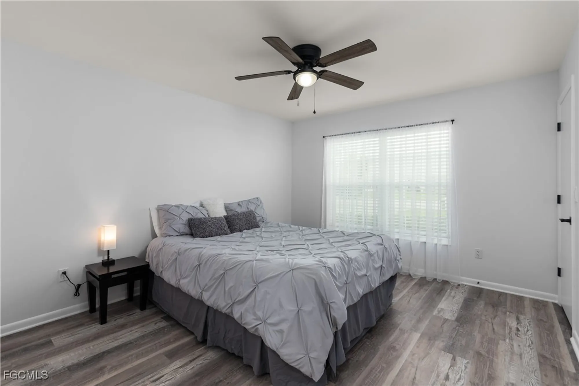 Property Slideshow image 14 of 19 | 7084 e brandywine cir, Fort Myers, FL, 33919