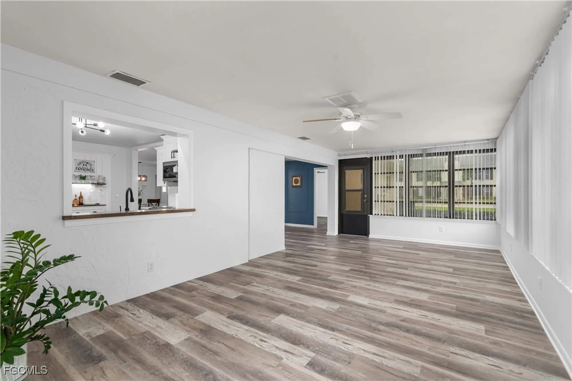 Property Slideshow image 17 of 19 | 7084 e brandywine cir, Fort Myers, FL, 33919