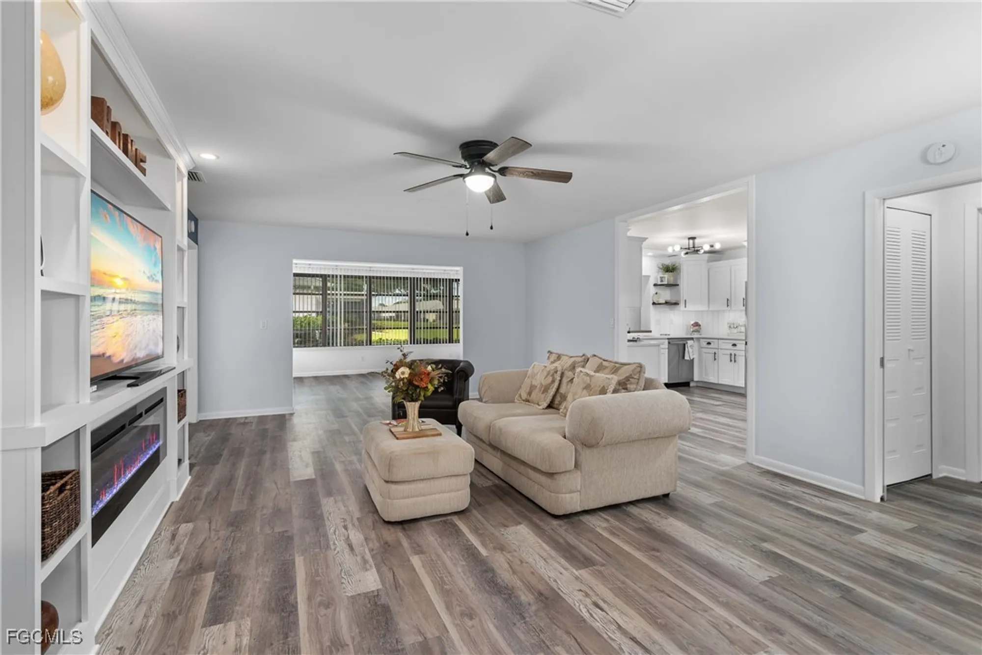 Property Slideshow image 5 of 19 | 7084 e brandywine cir, Fort Myers, FL, 33919